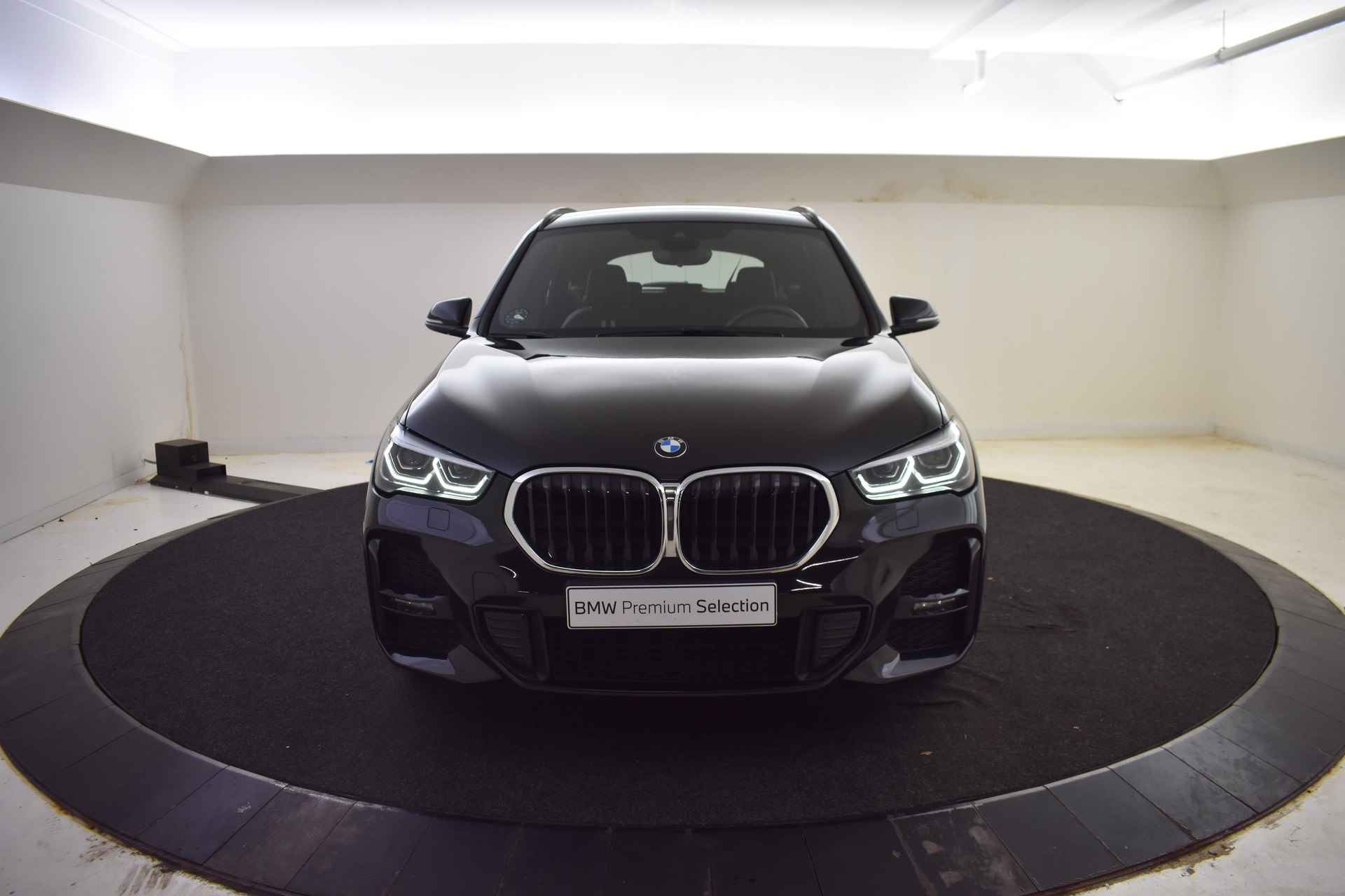 BMW X1 xDrive25e M Sport Automaat / Sportstoelen / LED / Stoelverwarming / Navigatie / PDC achter - 44/47