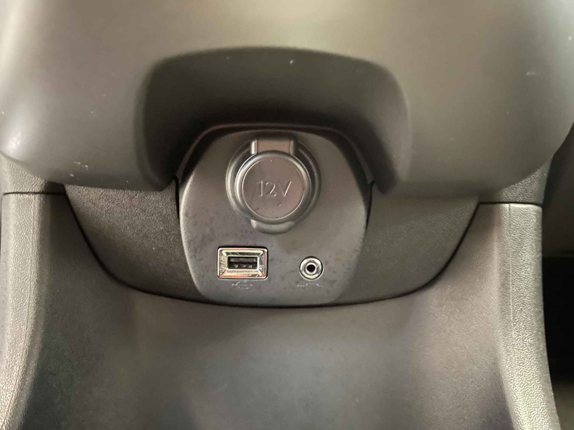 Toyota Aygo 1.0 VVT-i Aut. x-play Toyota Aygo 1.0 VVT-i x-play | CARPLAY | CAMERA | LMV | - 35/38