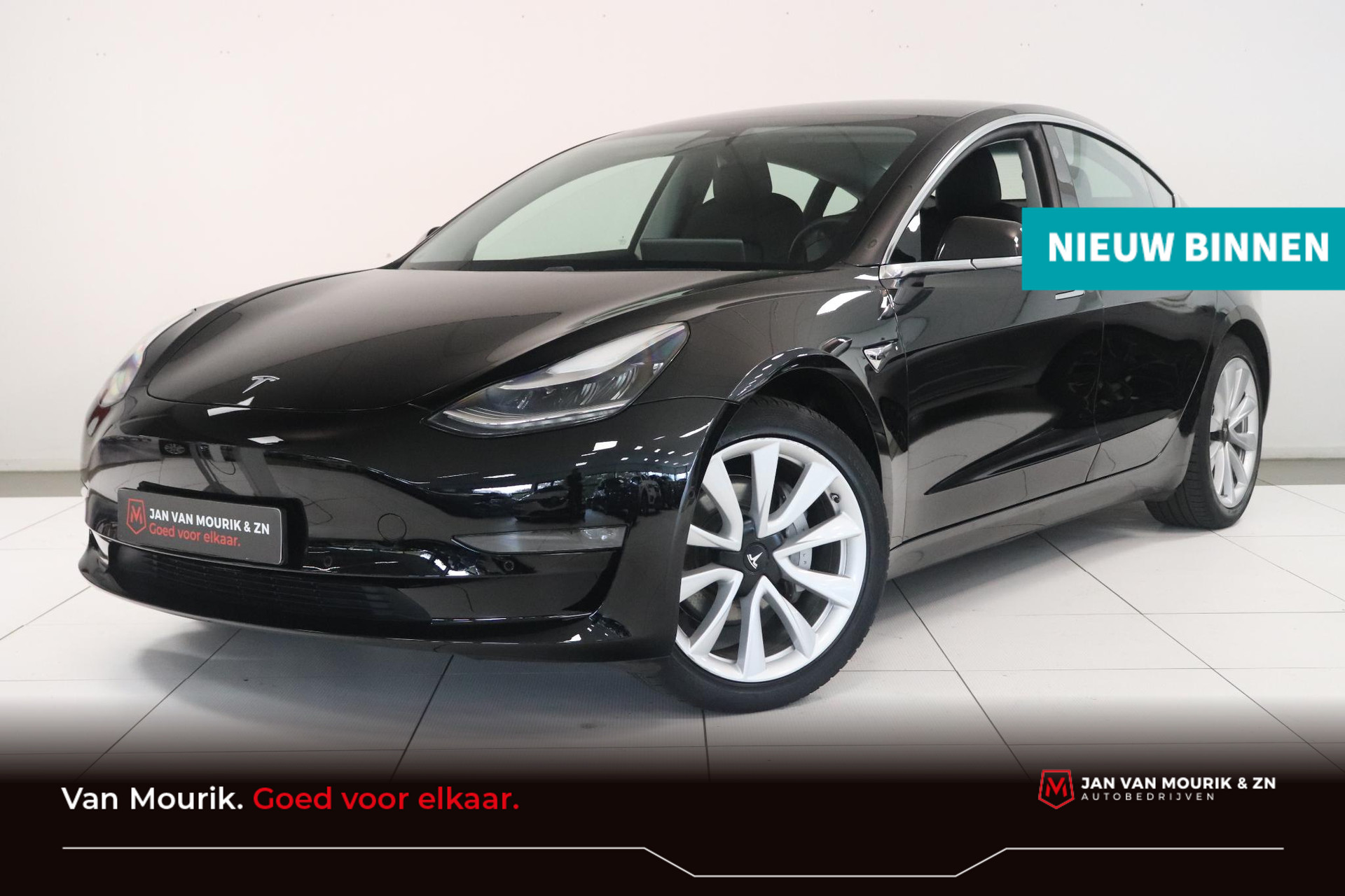 Tesla Model 3 Standard RWD Plus 60 kWh | Autopilot | Leer | Camera | Panoramadak |