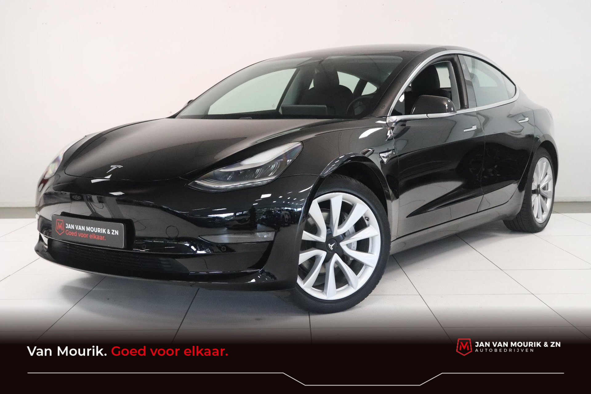 Tesla Model 3 Standard RWD Plus 60 kWh | Autopilot | Leer | Camera | Panoramadak |