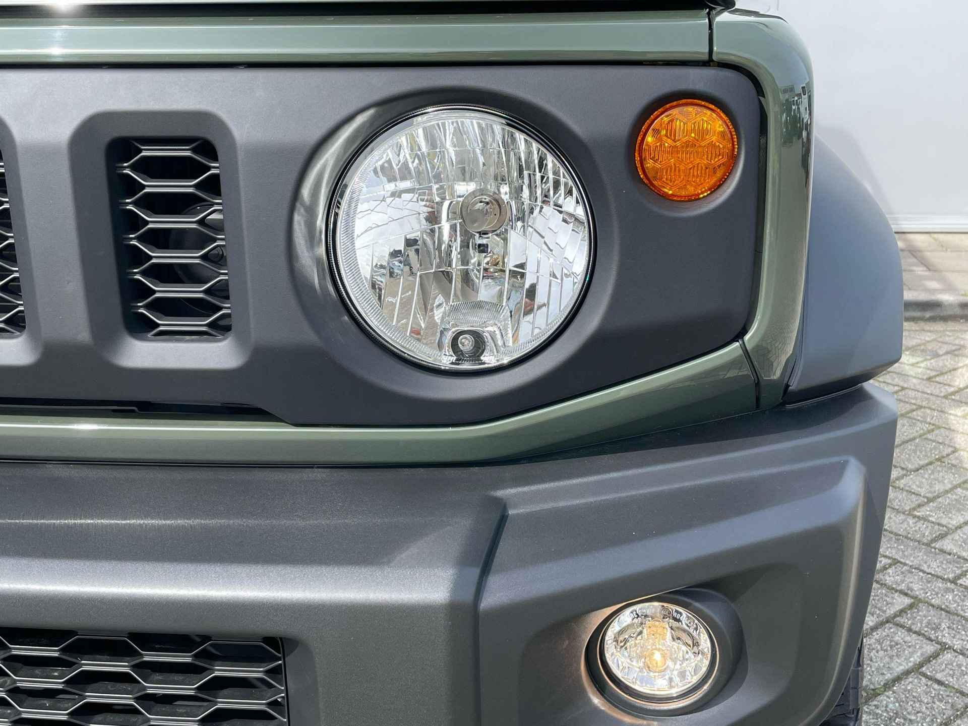 Suzuki Jimny 1.5 Professional LED Bar | Goodrich Banden | Roofrek | snel rijden - 18/31