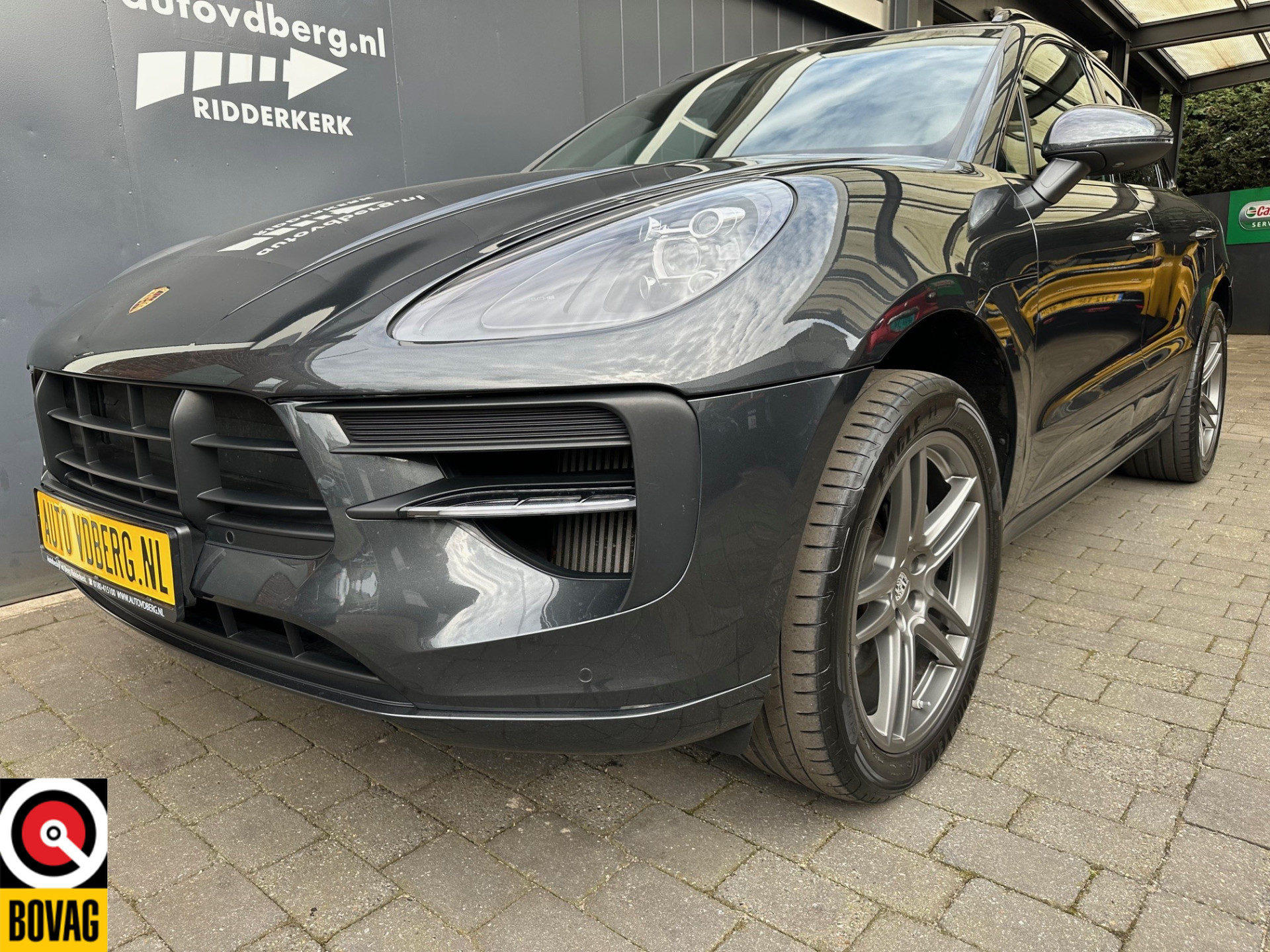 Porsche Macan 3.0 S 20 inch | Panodak | Dodehoek | Navi | Cruise | bij viaBOVAG.nl