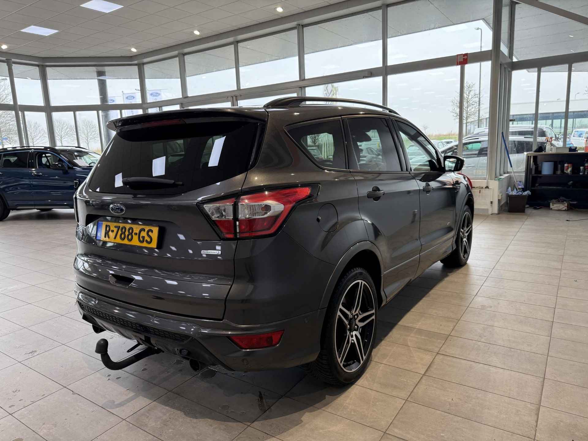 Ford Kuga 1.5 EcoBoost Vignale - 16/26