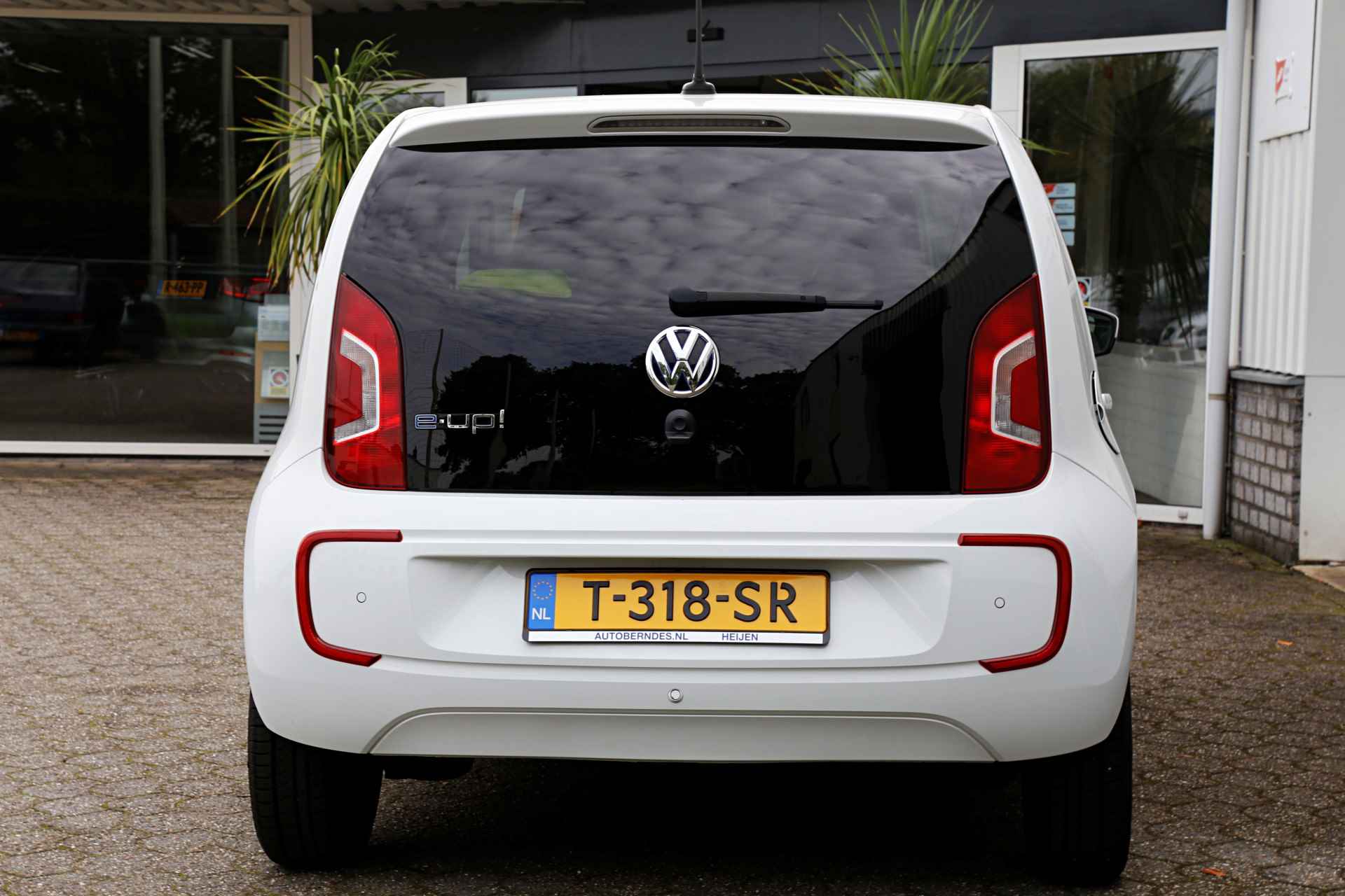 Volkswagen e-Up! *Incl. BTW!*€ 9.900,- na subsidie*Stoelverw./Navigatie/Airco/Cruise-Control/Parkeersens.* - 16/44