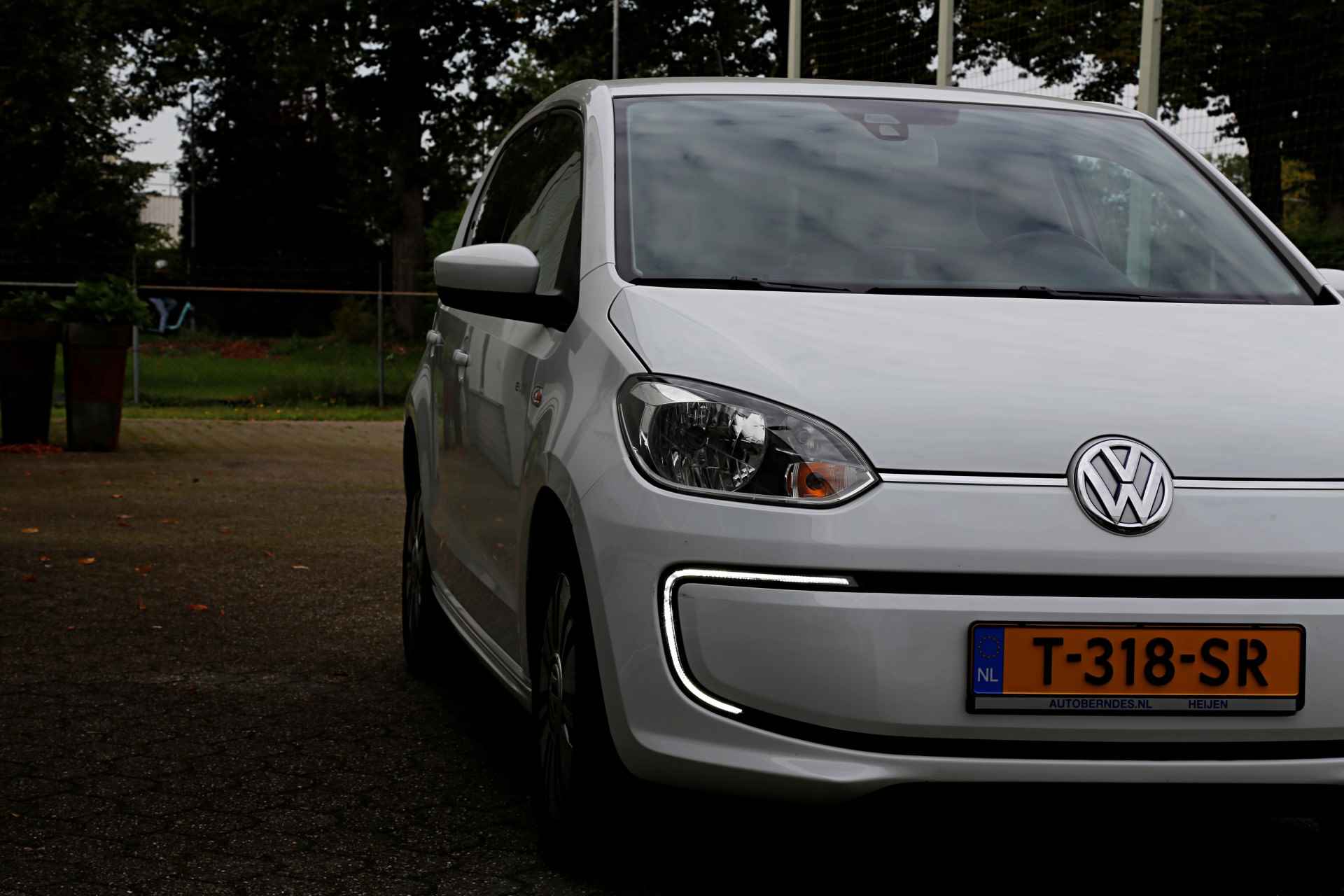 Volkswagen e-Up! *Incl. BTW!*€ 9.900,- na subsidie*Stoelverw./Navigatie/Airco/Cruise-Control/Parkeersens.* - 19/44