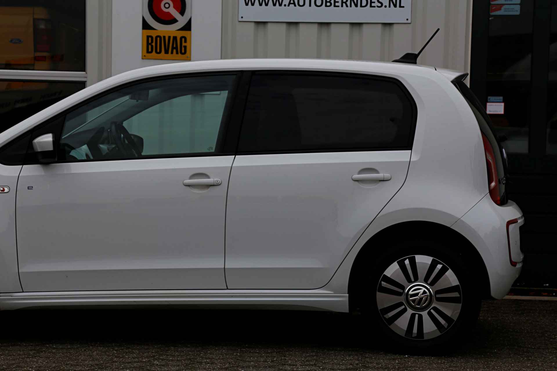 Volkswagen e-Up! *Incl. BTW!*€ 9.900,- na subsidie*Stoelverw./Navigatie/Airco/Cruise-Control/Parkeersens.* - 30/44