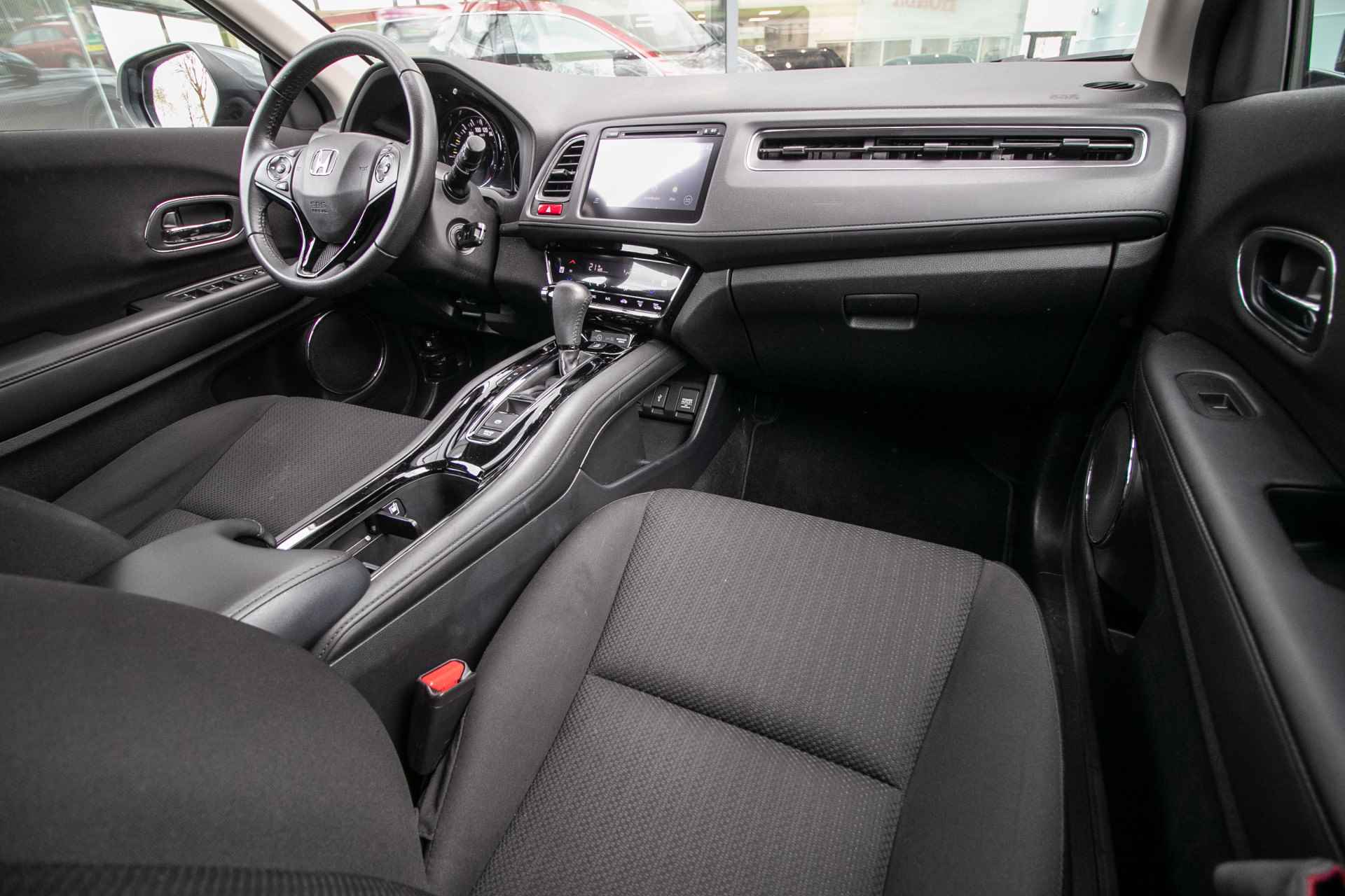 Honda HR-V 1.5 i-VTEC Elegance Automaat - All in rijklaarprijs | Navi. | 1e Eig. | Dealer ond. | 12 mnd Bovag - 4/41