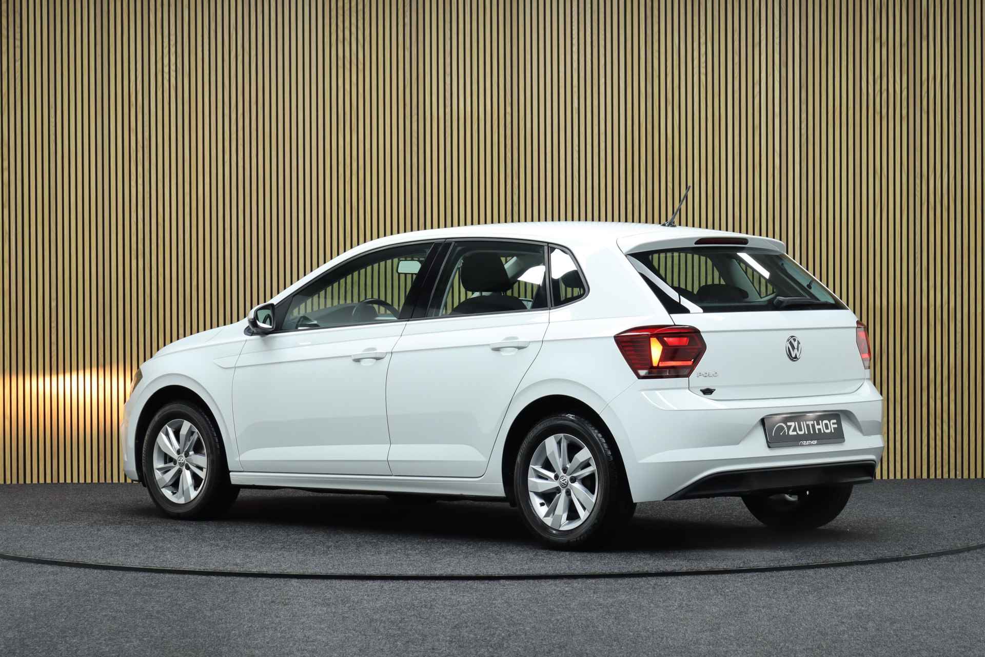 Volkswagen Polo 1.0 TSI Highline DSG | Adaptive-cruise | Apple Carplay & Android Auto | Maps Navigatie | Camera - 3/42