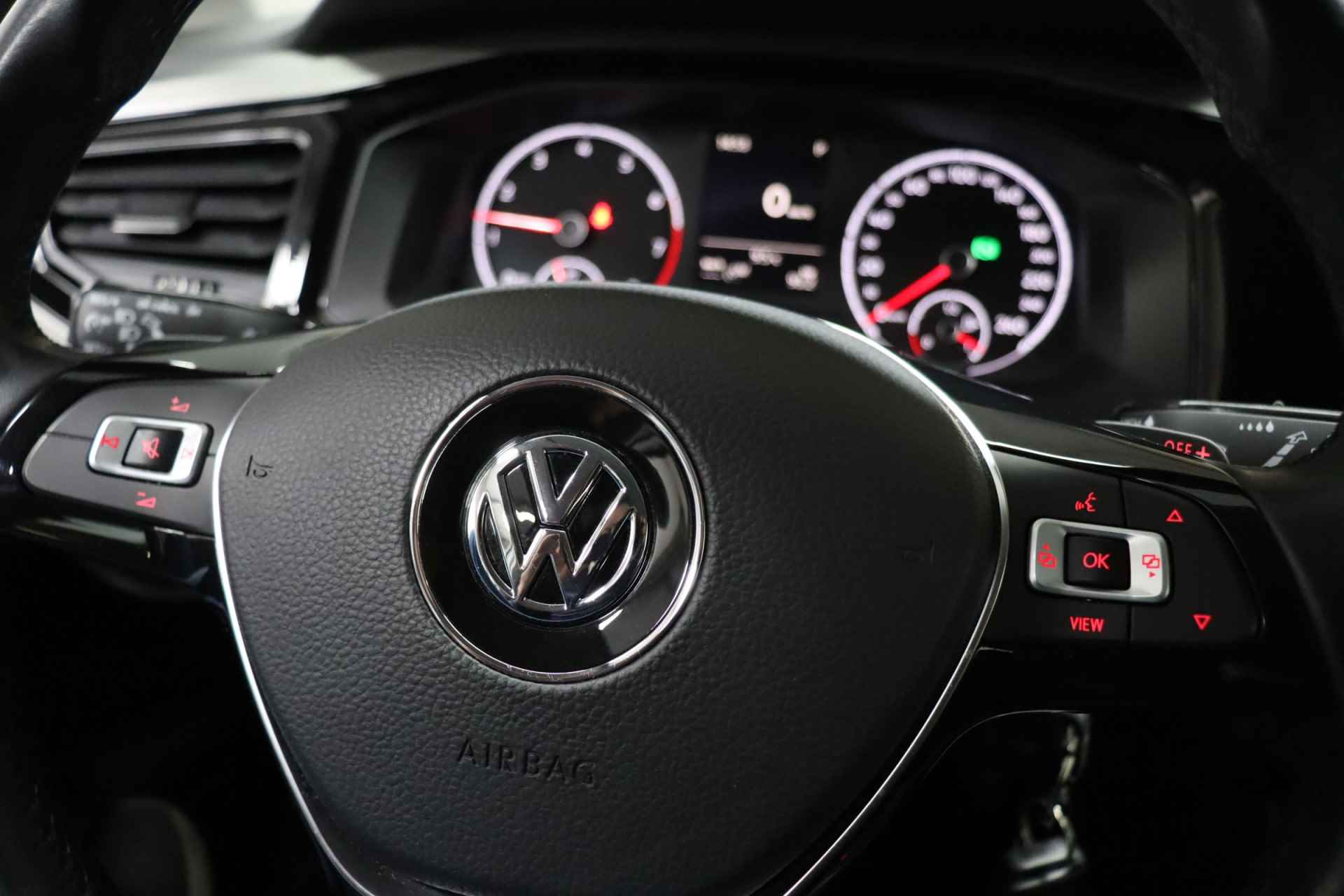 Volkswagen Polo 1.0 TSI Highline DSG | Adaptive-cruise | Apple Carplay & Android Auto | Maps Navigatie | Camera - 17/42