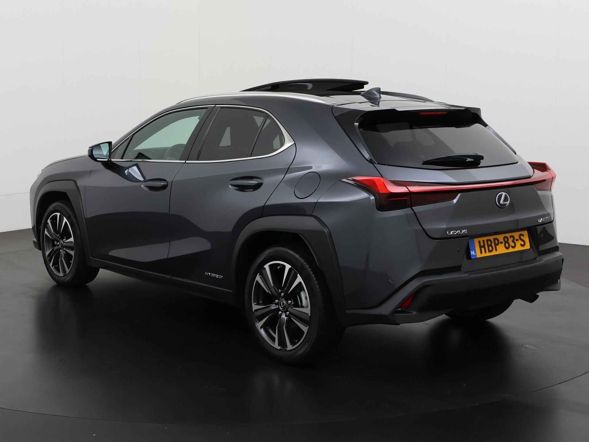 Lexus UX 250h Executive Line | Schuifdak | Leder | Camera | Adaptive cruise | Zondag open! - 6/41