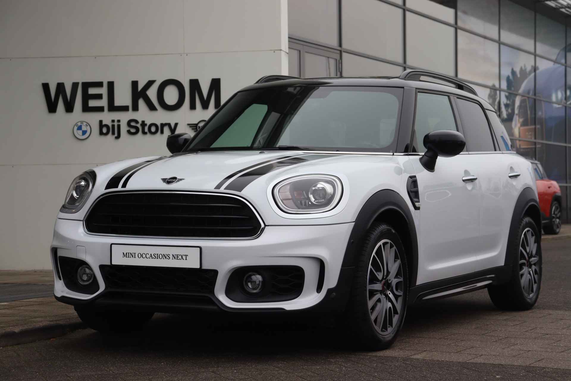 MINI Countryman Cooper Automaat / JCW Trim Pakket / Panoramadak / Achteruitrijcamera / Comfort Access / LED / Head-Up / Stoelverwarming / Park Assistant - 8/35