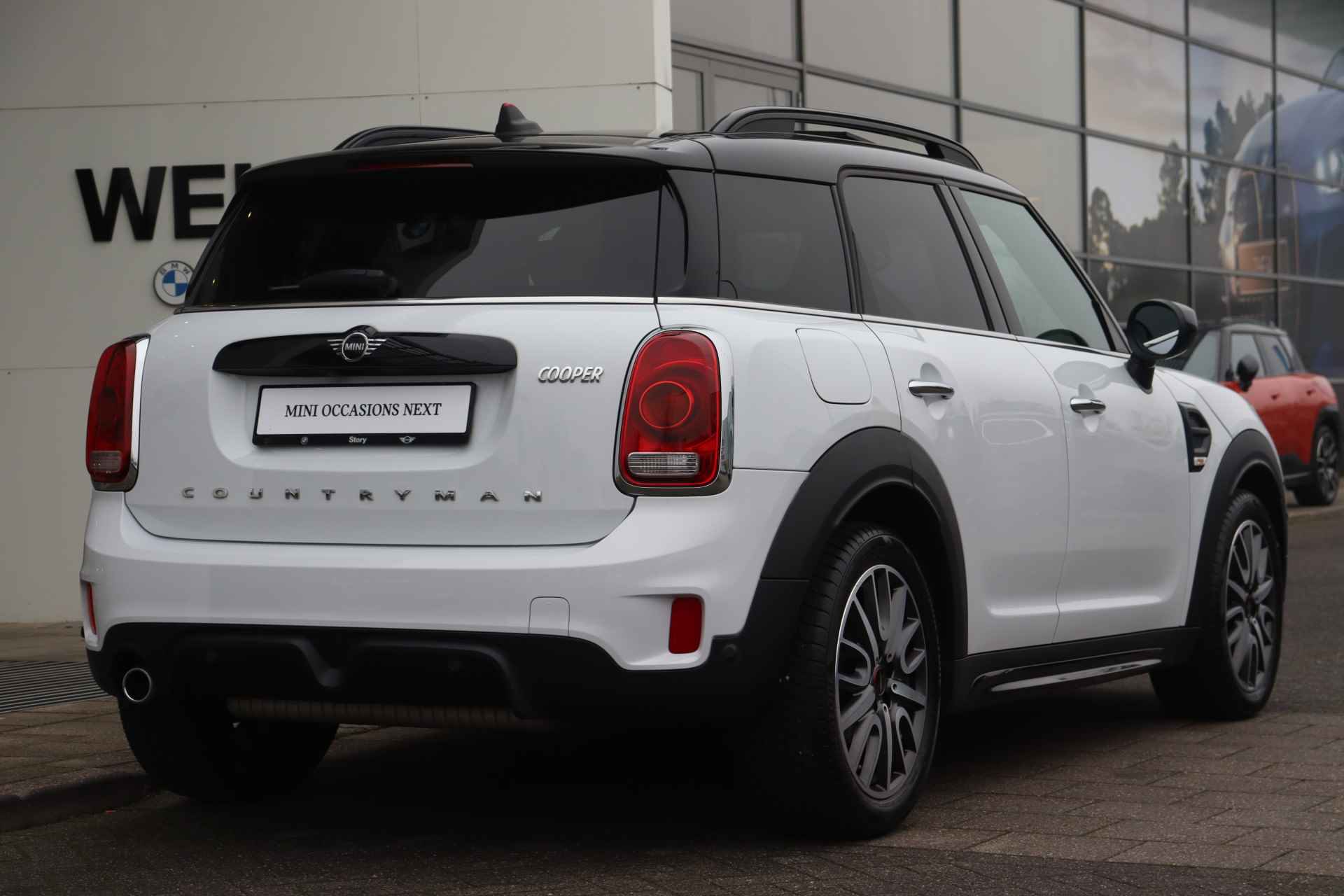 MINI Countryman Cooper Automaat / JCW Trim Pakket / Panoramadak / Achteruitrijcamera / Comfort Access / LED / Head-Up / Stoelverwarming / Park Assistant - 14/35