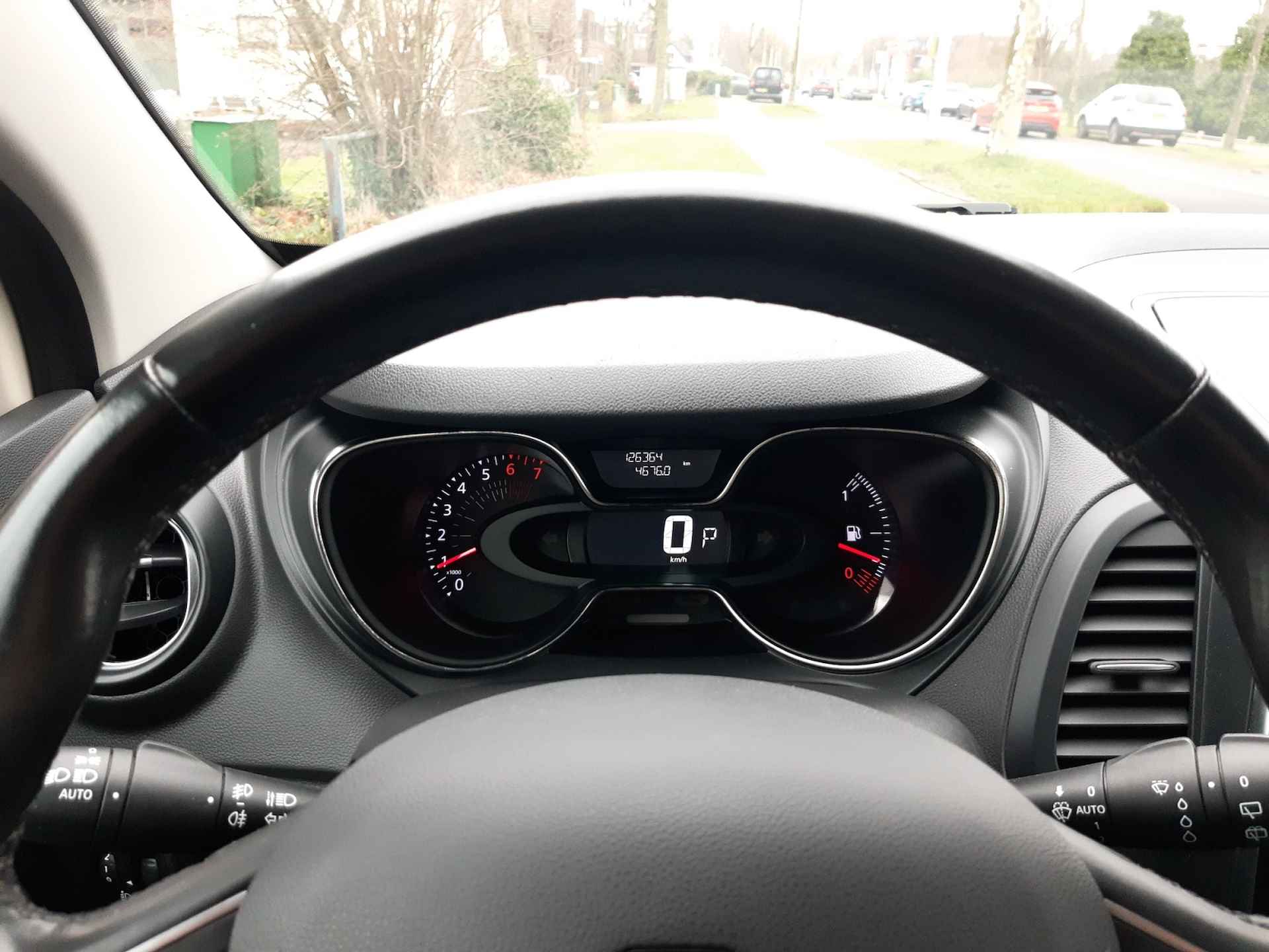 Renault Captur 1.2 TCe Intens 2e Eig. RENAULT-Dealer-Onderh. BOVAG-Garantie. NL-AUTO. Trekhaak, Navigatie/Apple-Carplay/Android-Auto, Parkeer-Assistent, Pakeer-SensorenV+A, Achteruitrijcamera, Privacy-Glas - 15/39