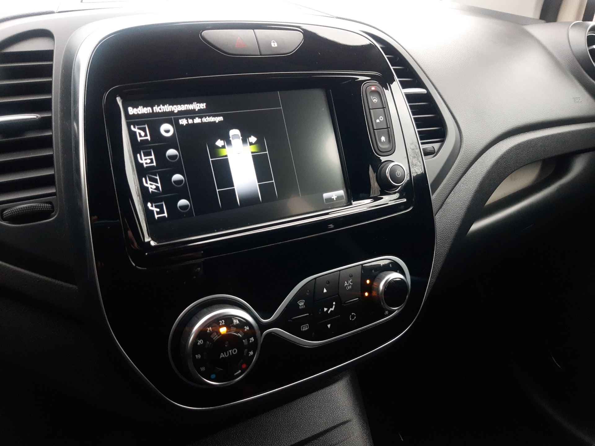 Renault Captur 1.2 TCe Intens 2e Eig. RENAULT-Dealer-Onderh. BOVAG-Garantie. NL-AUTO. Trekhaak, Navigatie/Apple-Carplay/Android-Auto, Parkeer-Assistent, Pakeer-SensorenV+A, Achteruitrijcamera, Privacy-Glas - 35/39