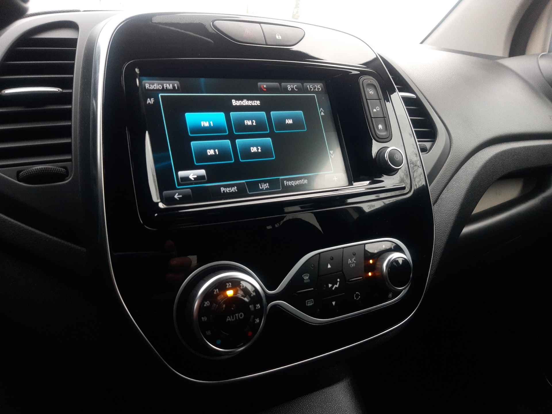 Renault Captur 1.2 TCe Intens 2e Eig. RENAULT-Dealer-Onderh. BOVAG-Garantie. NL-AUTO. Trekhaak, Navigatie/Apple-Carplay/Android-Auto, Parkeer-Assistent, Pakeer-SensorenV+A, Achteruitrijcamera, Privacy-Glas - 36/39