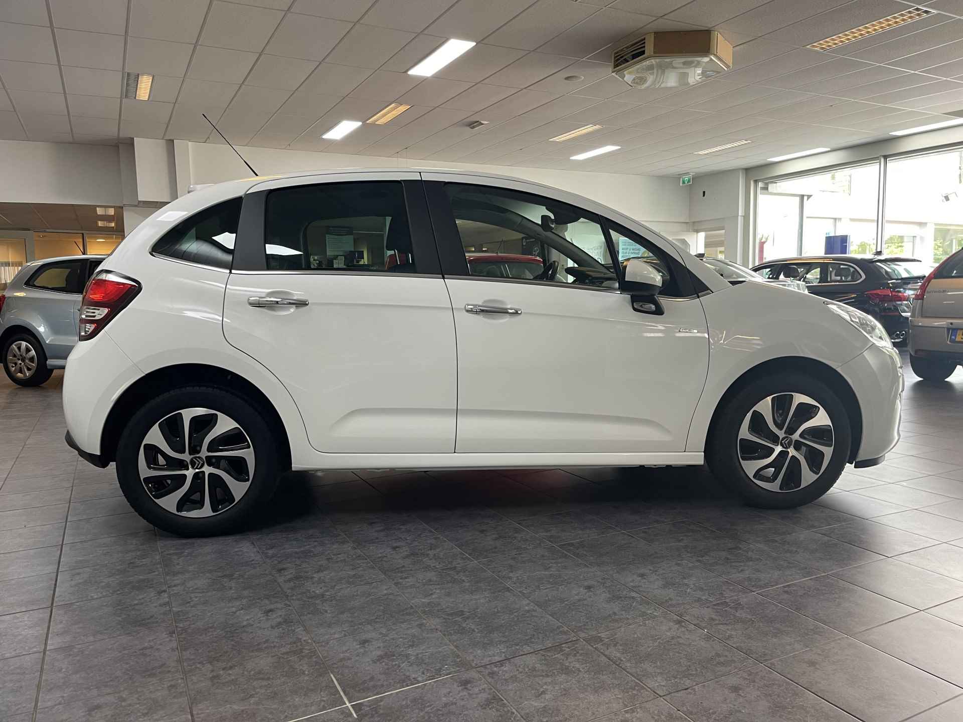 Citroën C3 1.2 PureTech Exclusive Dealer onderhouden, Lederen bekleding,  Navigatie, Climate control, Cruise control. - 4/25