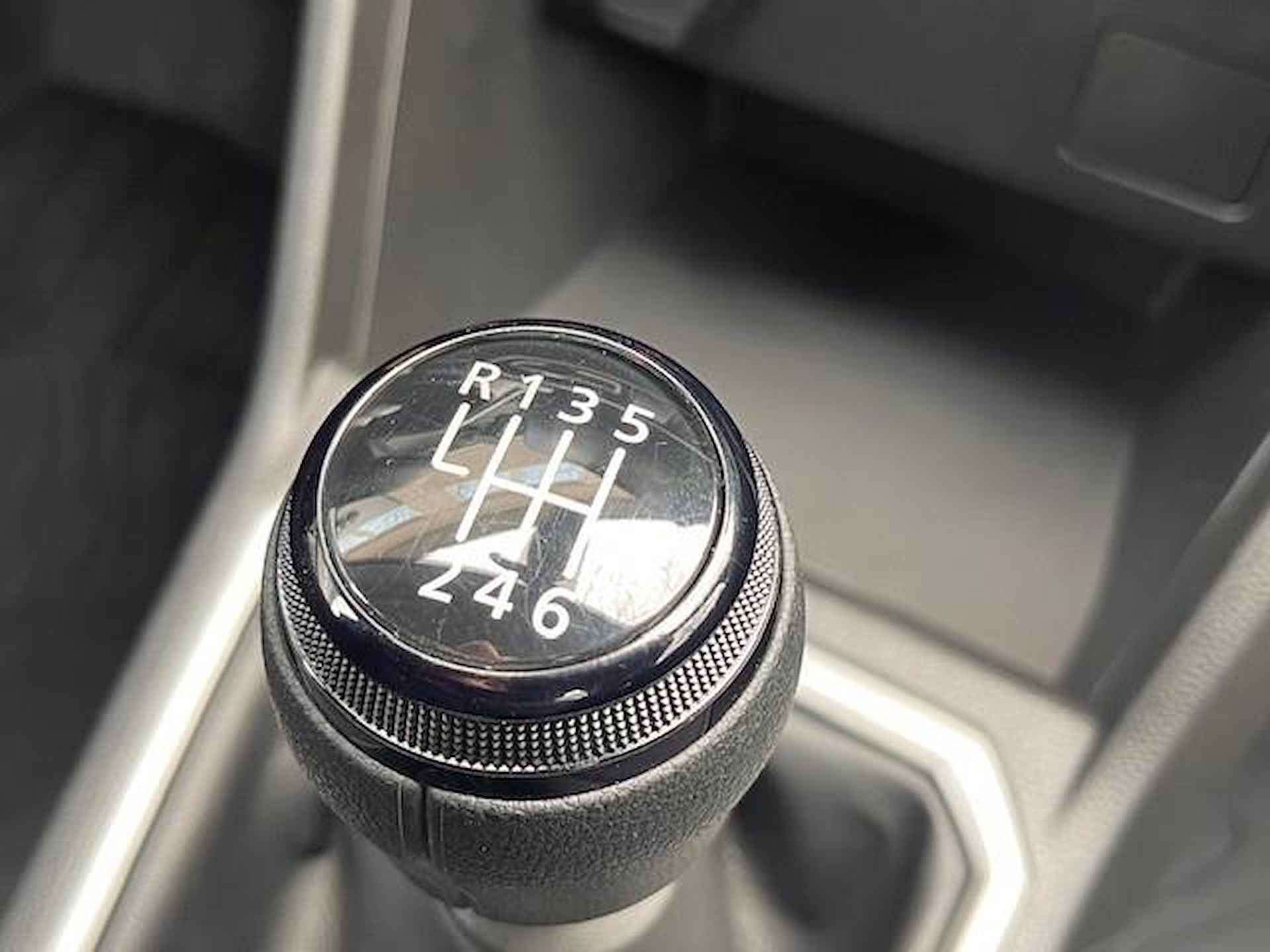 Dacia Sandero Stepway 1.0 TCe 100 Bi-Fuel Essential HET BETREFT HIER EEN DEMO, INFORMEER NAAR DE HUIDIGE KILOMETERSTAND! - 19/27