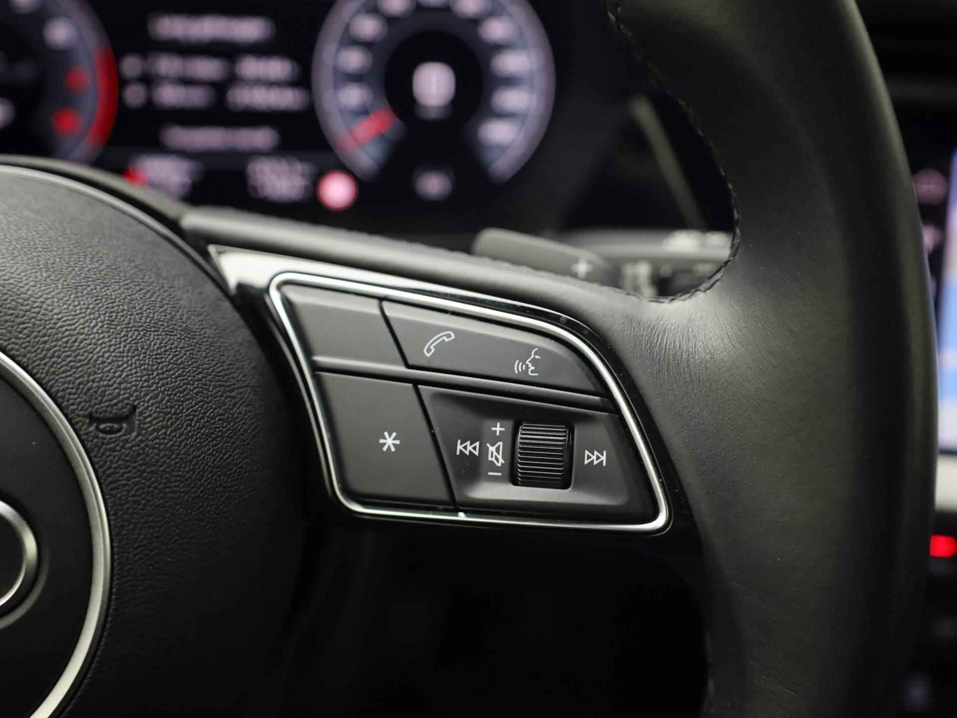 Audi A3 Limousine 35 TFSI/150PK Advanced · Navigatie · Parkeersensoren · Stoelverwarming - 23/40