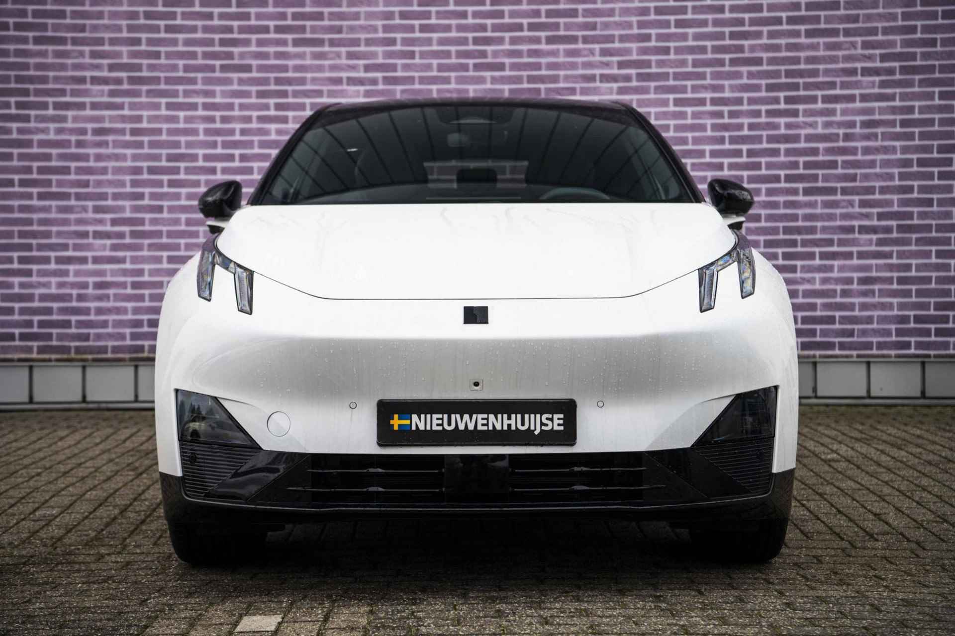 Lynk & Co 02 More 66 kWh | UIT VOORRAAD LEVERBAAR  | CRYSTAL WHITE - 10/35