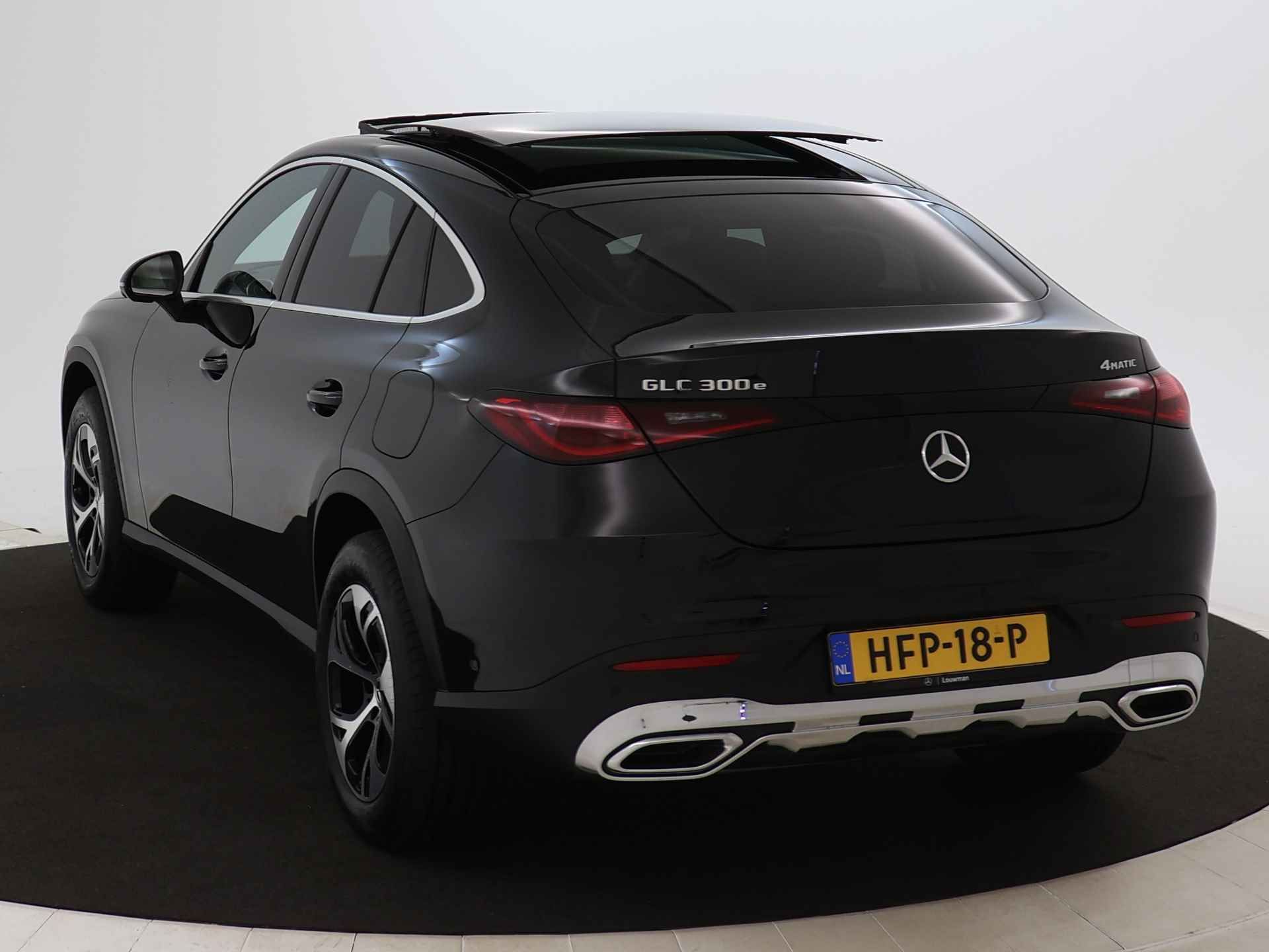 Mercedes-Benz GLC Coupé 300 e 4MATIC Plug-In Hybride | Panorama Schuif-Kanteldak | Burmester® 3D-Surround-Soundsystem | Distronic | 360°-Camera | Stuur en Stoelverwarming | Inclusief 24 maanden MB Certified garantie voor Europa. - 5/50