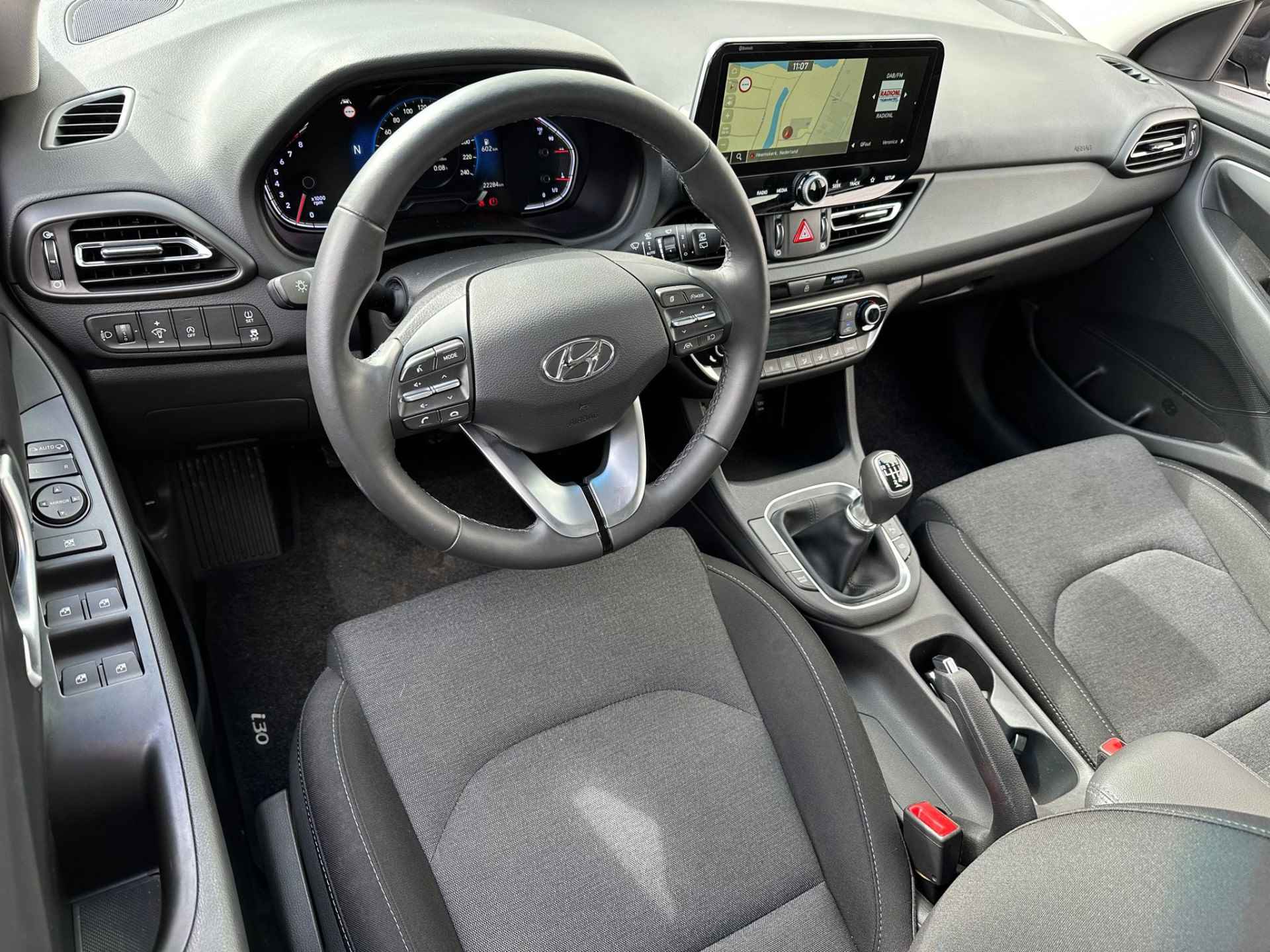 Hyundai i30 Wagon 1.0 T-GDi MHEV Comfort Smart VAN € 34.030,- NU VOOR € 30.045,- - 5/13