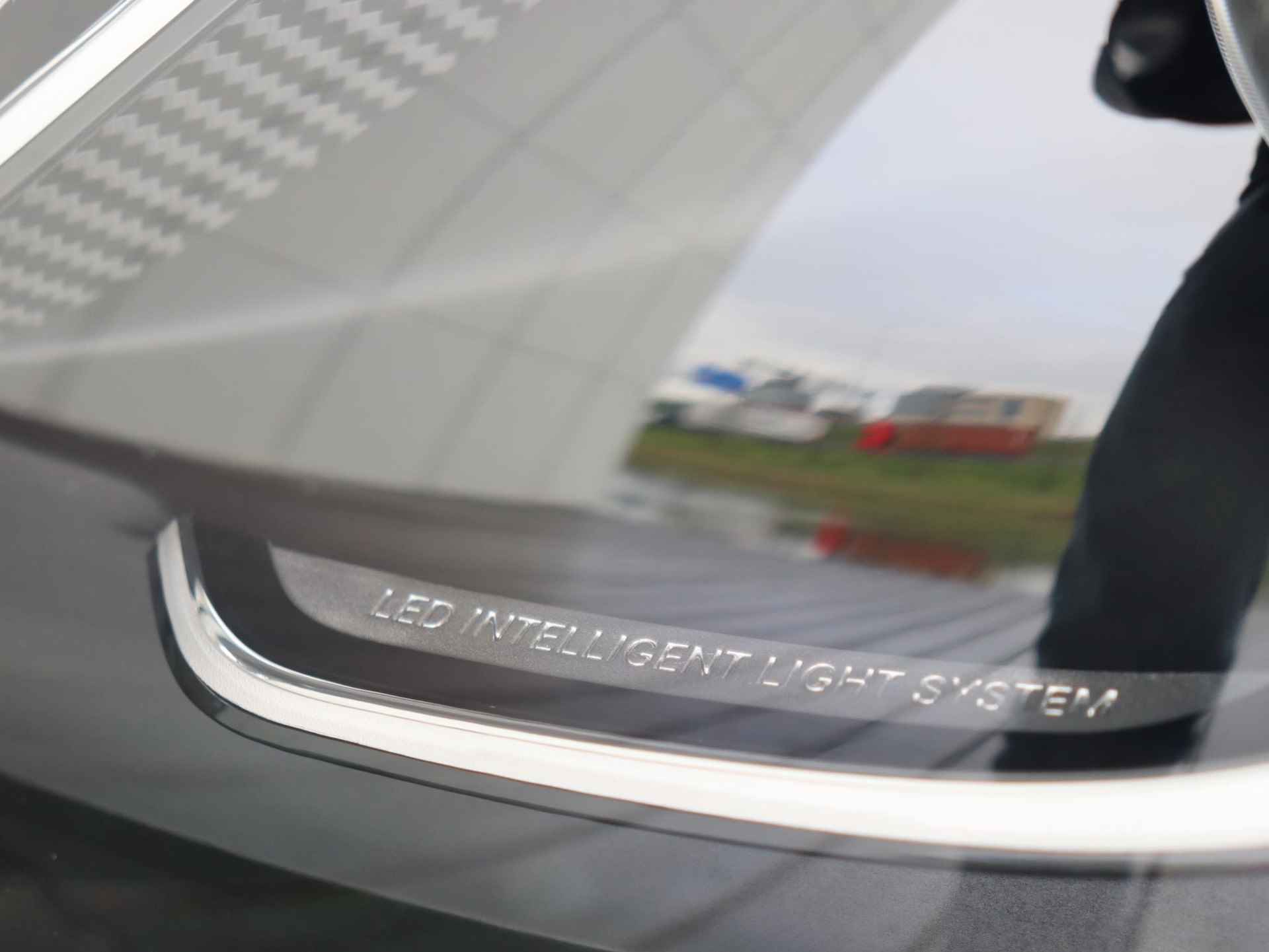 Mercedes-Benz SLC 200 RedArt Edition | Navi | Dodehoekassistent | Stoel en Nekverwarming| - 30/30