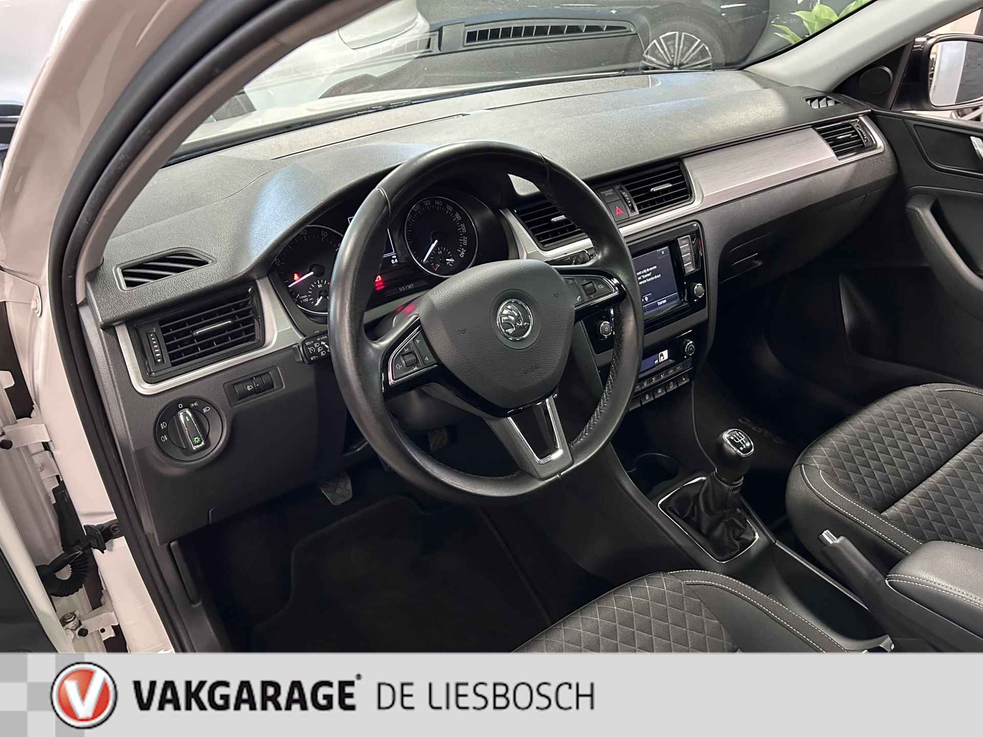 Skoda Rapid Spaceback 1.2 TSI Greentech Drive/Panorama-dak/Navigatie/pdc/stoelverwarming - 16/26