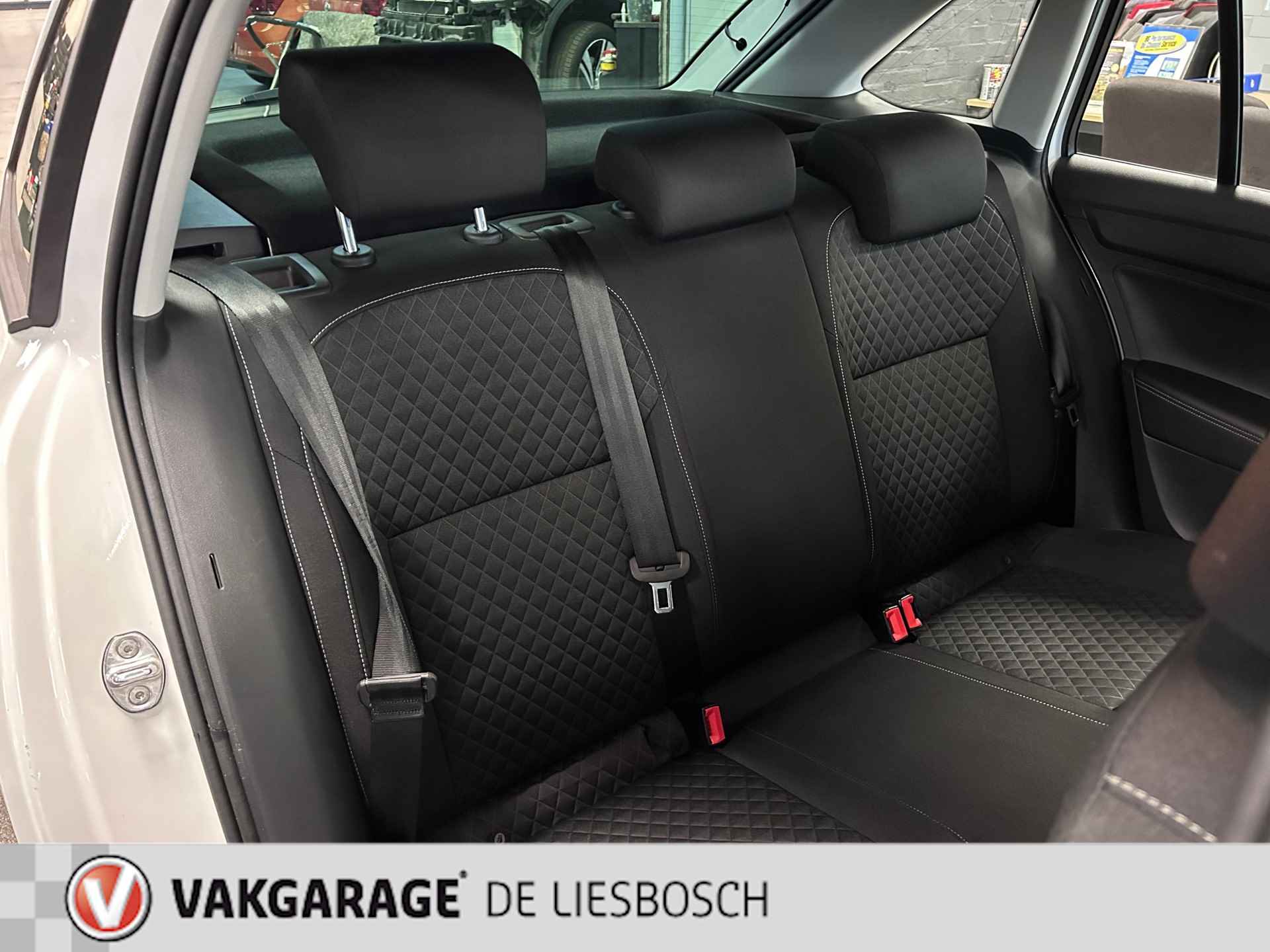 Skoda Rapid Spaceback 1.2 TSI Greentech Drive/Panorama-dak/Navigatie/pdc/stoelverwarming - 20/26