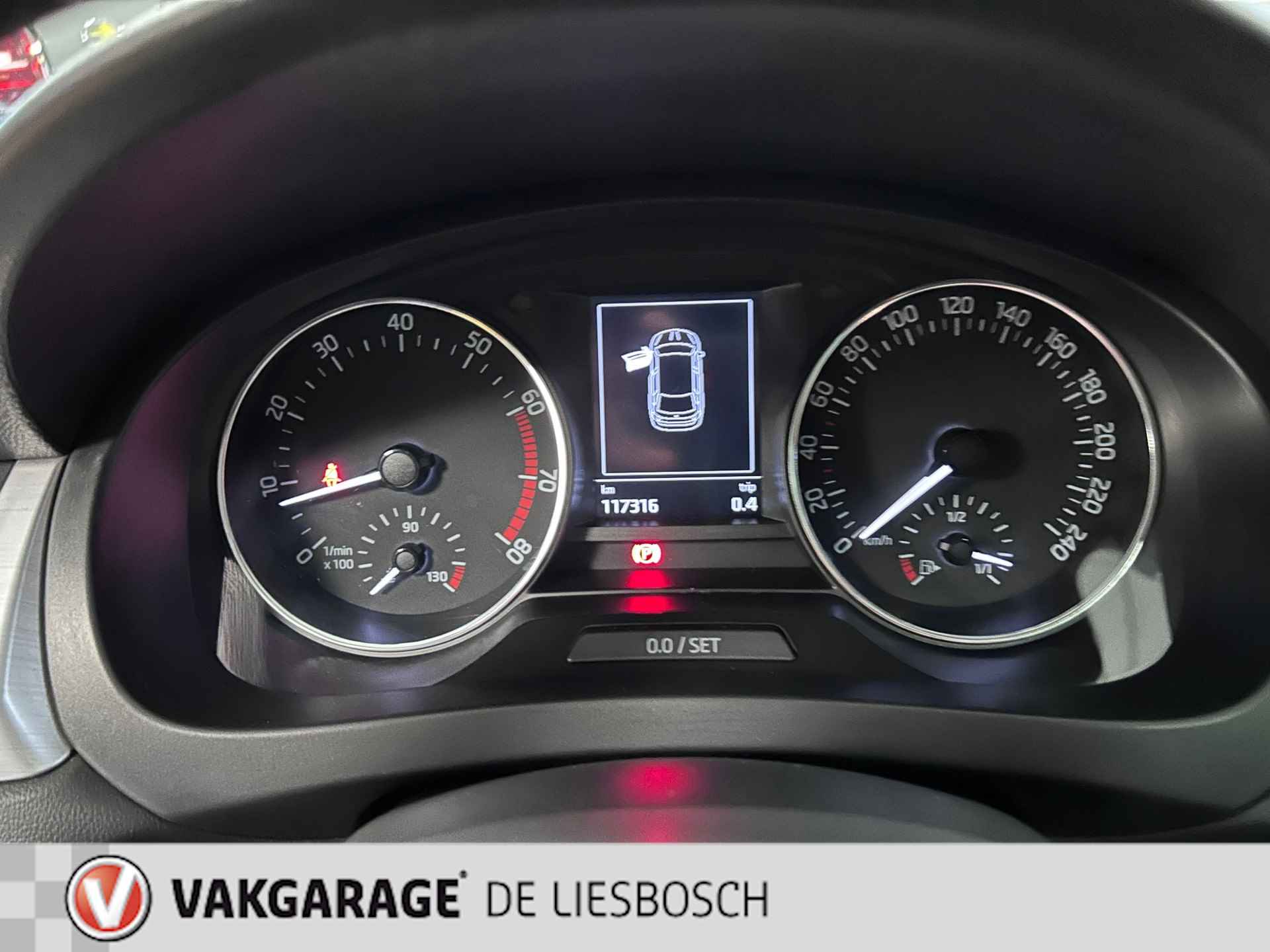 Skoda Rapid Spaceback 1.2 TSI Greentech Drive/Panorama-dak/Navigatie/pdc/stoelverwarming - 23/26