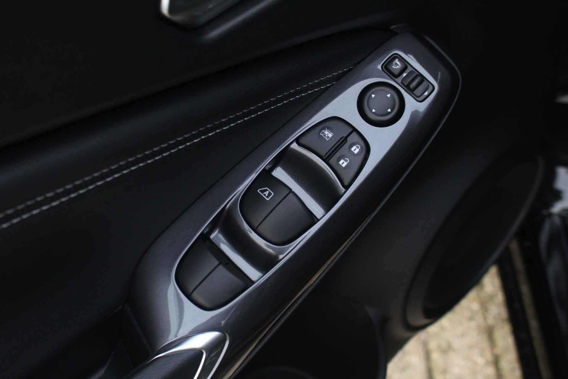 Nissan Juke 1.0 DIG-T N-Design 115pk | Navigatie | Achteruitrijcamera | Apple Carplay/Android Auto | LED Koplampen | LMV 19'' - 35/36