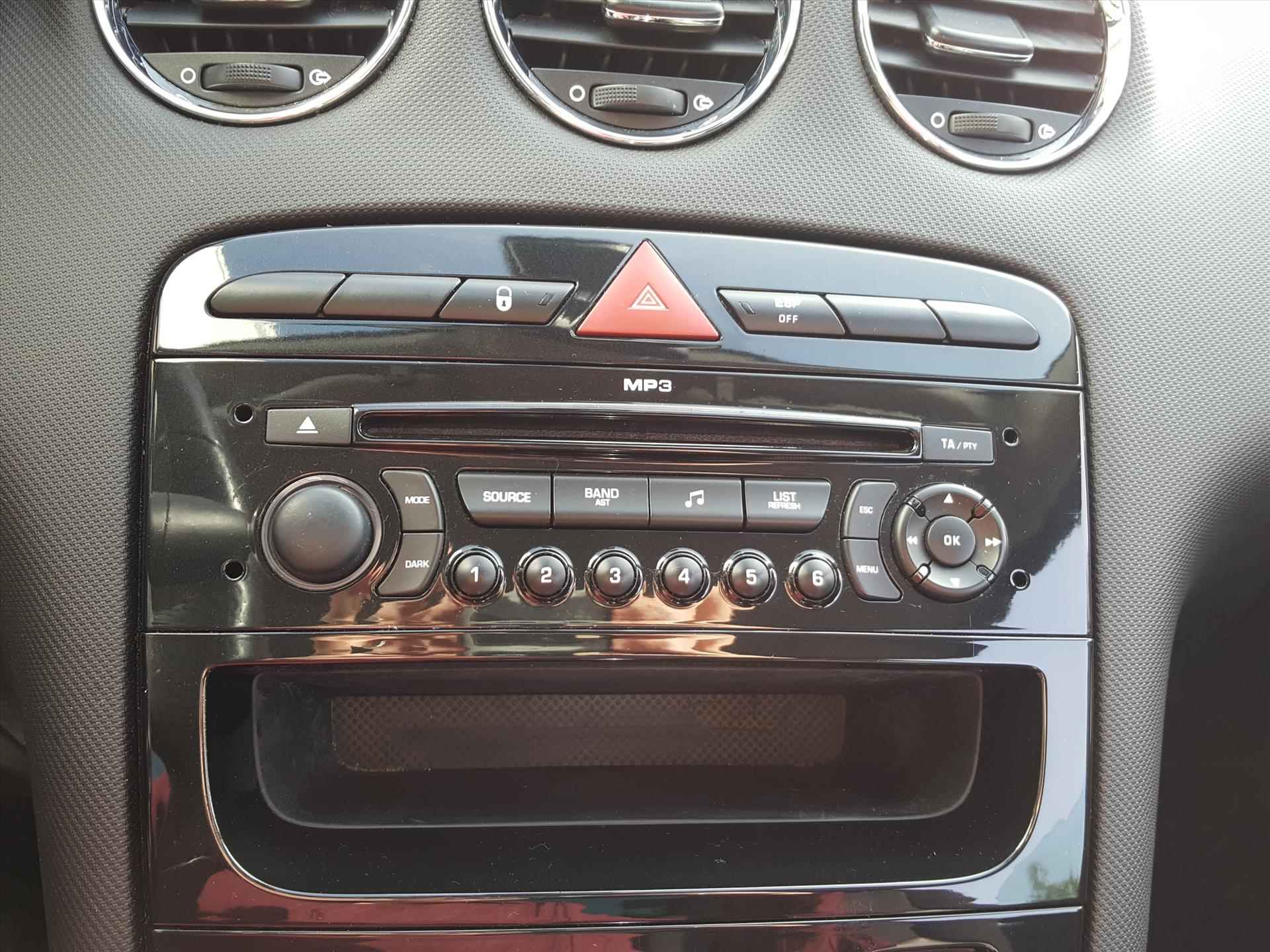 Peugeot 308 308 CABRIO  1.6 VTI Sport Pack Cruise & climate control | Sportstoelen | Radio & CD-speler | LM-velgen - 19/39