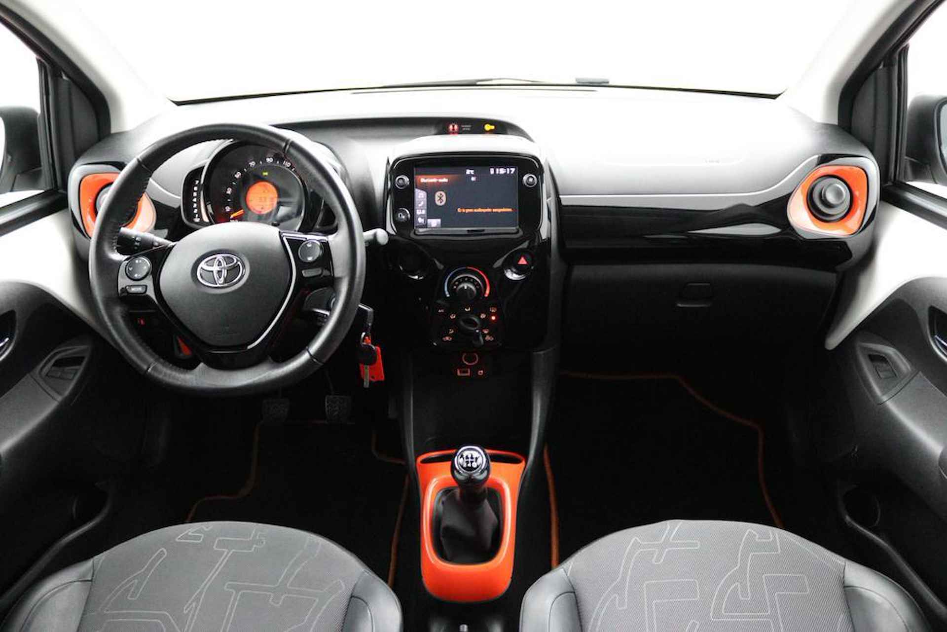 Toyota Aygo 1.0 VVT-i x-otic | Cabrio | Electrisch vouwdak | Airco | Apple carplay- android auto | - 4/51