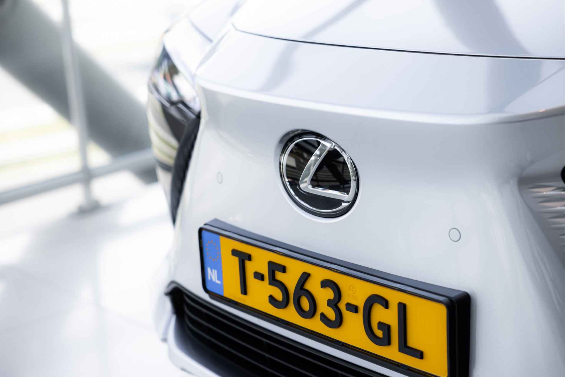 Lexus RZ 450e Executive Line 71 kWh | Stoelverwarming | Carplay | Keyless entry & go | - 36/67