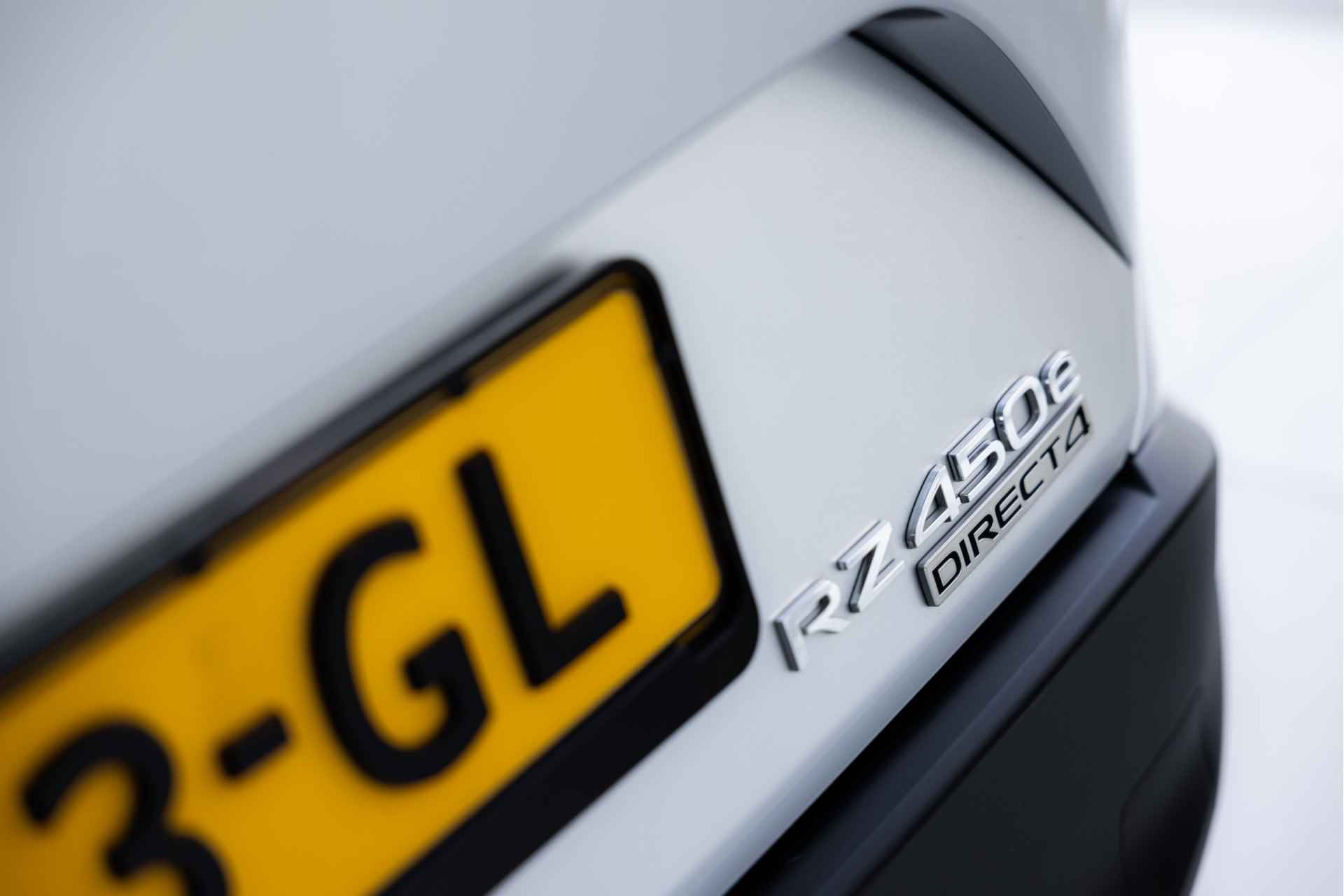 Lexus RZ 450e Executive Line 71 kWh | Stoelverwarming | Carplay | Keyless entry & go | - 46/67