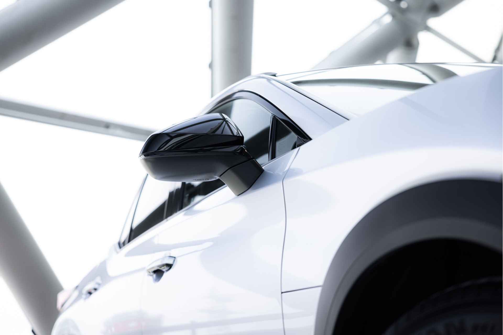 Lexus RZ 450e Executive Line 71 kWh | Stoelverwarming | Carplay | Keyless entry & go | - 50/67