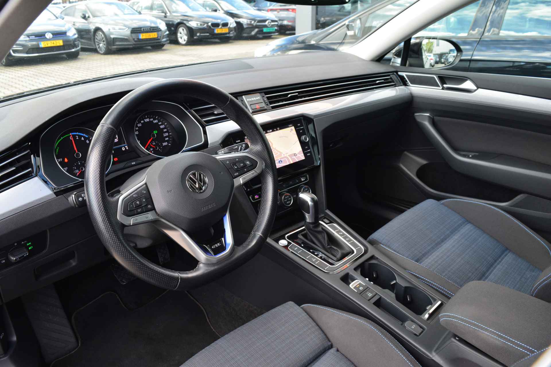 Volkswagen Passat Variant 1.4 TSI PHEV GTE Business | Dealer Onderhouden | ACC | Camera | - 10/29