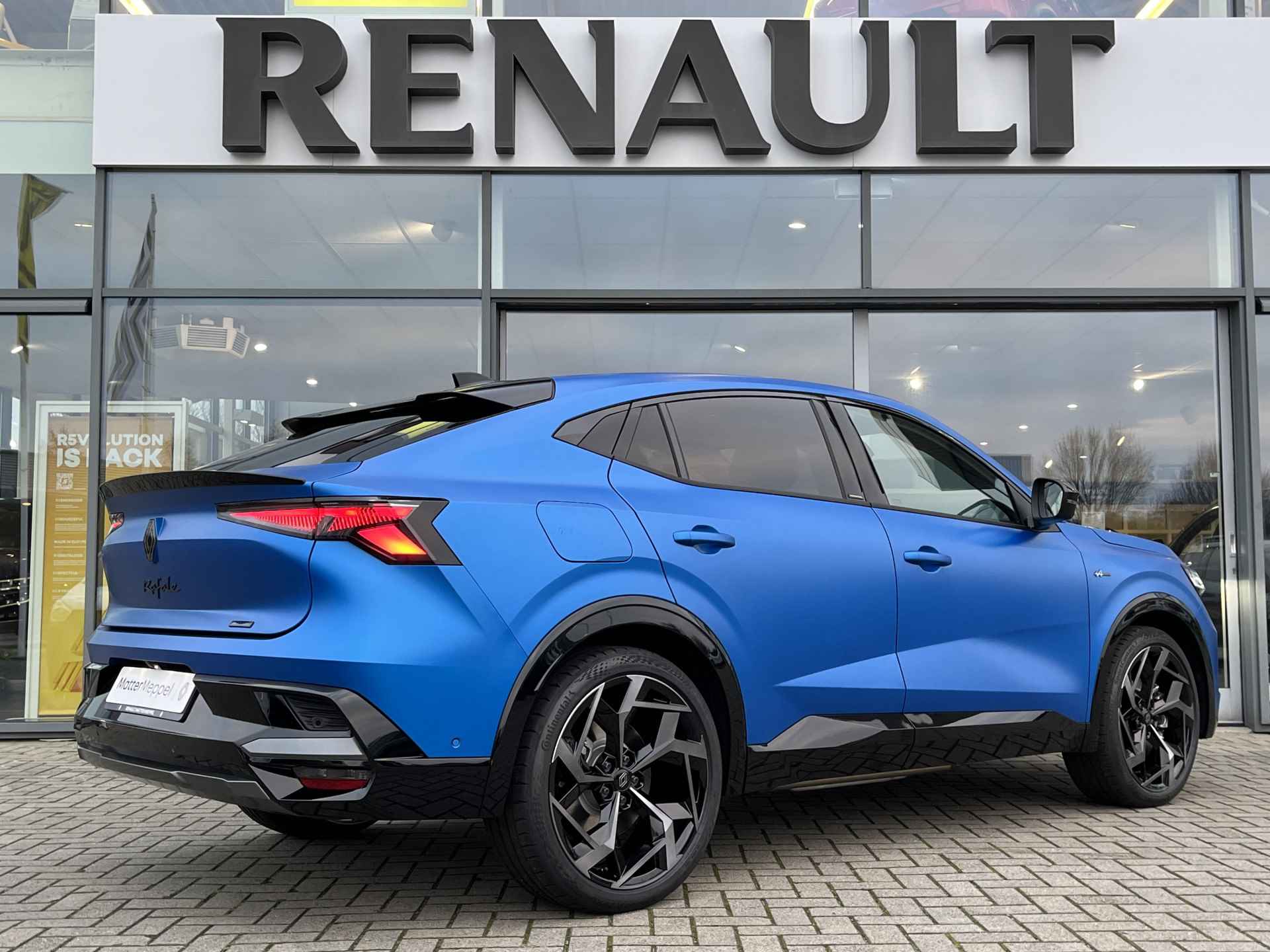 Renault Rafale 1.2 E-Tech 4x4 plug-in hybrid 300 atelier Alpine | Speciale Mat Blauwe Kleur | ALLE OPTIES | Harman Kardon | Adaptief onderstel - 3/45