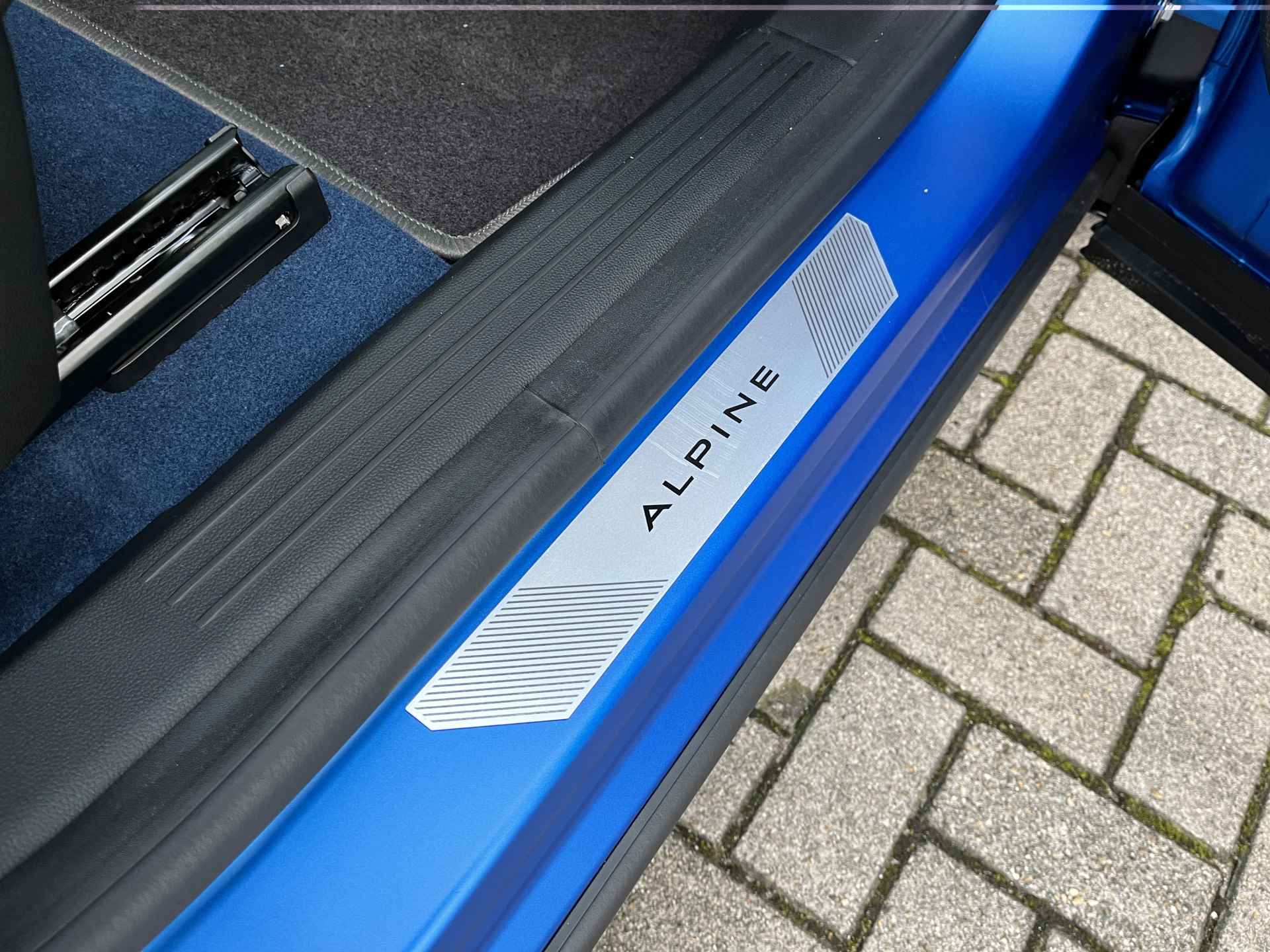 Renault Rafale 1.2 E-Tech 4x4 plug-in hybrid 300 atelier Alpine | Speciale Mat Blauwe Kleur | ALLE OPTIES | Harman Kardon | Adaptief onderstel - 18/45