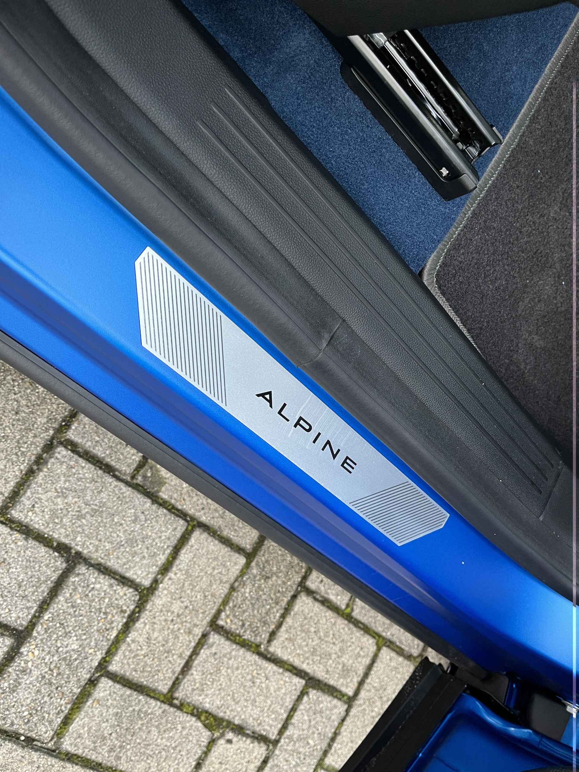 Renault Rafale 1.2 E-Tech 4x4 plug-in hybrid 300 atelier Alpine | Speciale Mat Blauwe Kleur | ALLE OPTIES | Harman Kardon | Adaptief onderstel - 31/45