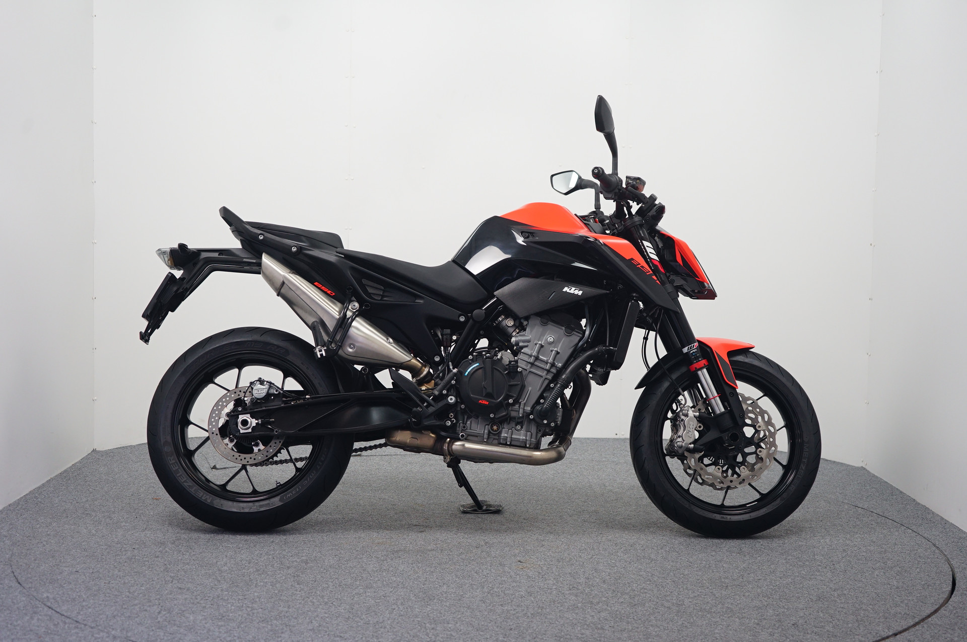 KTM DUKE 890 ABS