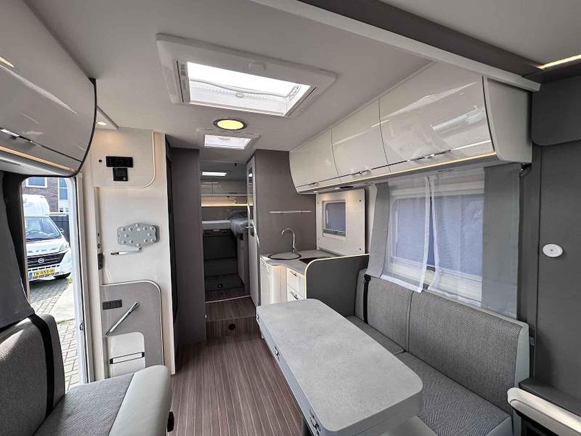 Hymer Etrusco 7400 SBC face/face zit en 2x1 bed - 5/20