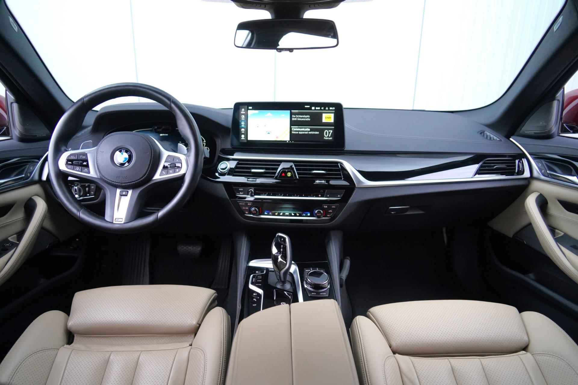 BMW 5-serie Touring 530e High Executive / Facelift / Laser LED / 360 Camera / Head-Up / Harman Kardon / Memory Seats - 11/44