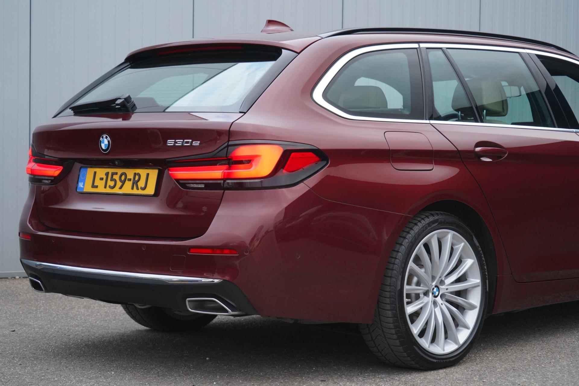 BMW 5-serie Touring 530e High Executive / Facelift / Laser LED / 360 Camera / Head-Up / Harman Kardon / Memory Seats - 35/44