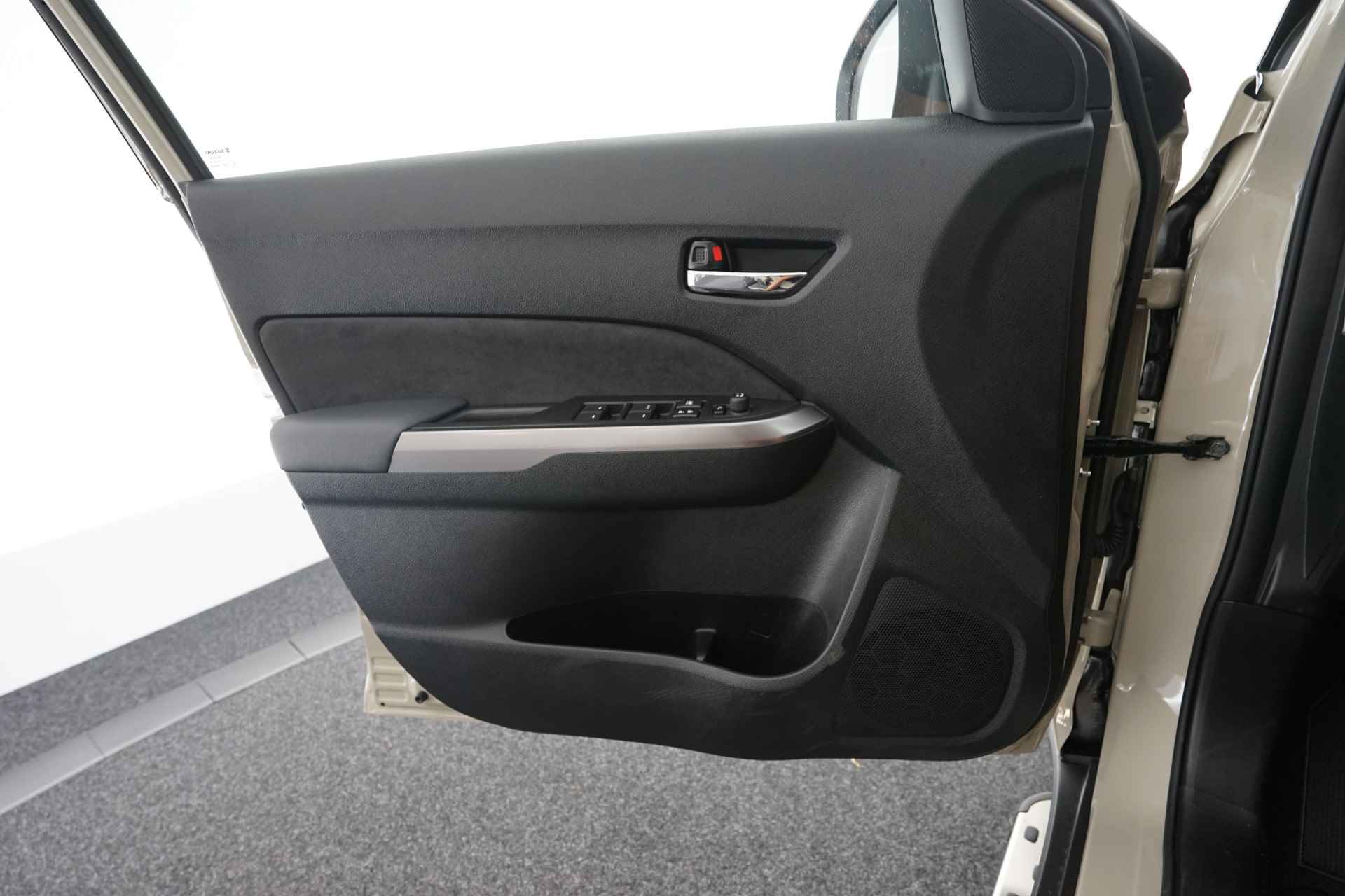 Suzuki Vitara 1.5 Hybrid Style | Panoramadak | Demonstratie auto, nog niet in de verkoop - 31/37