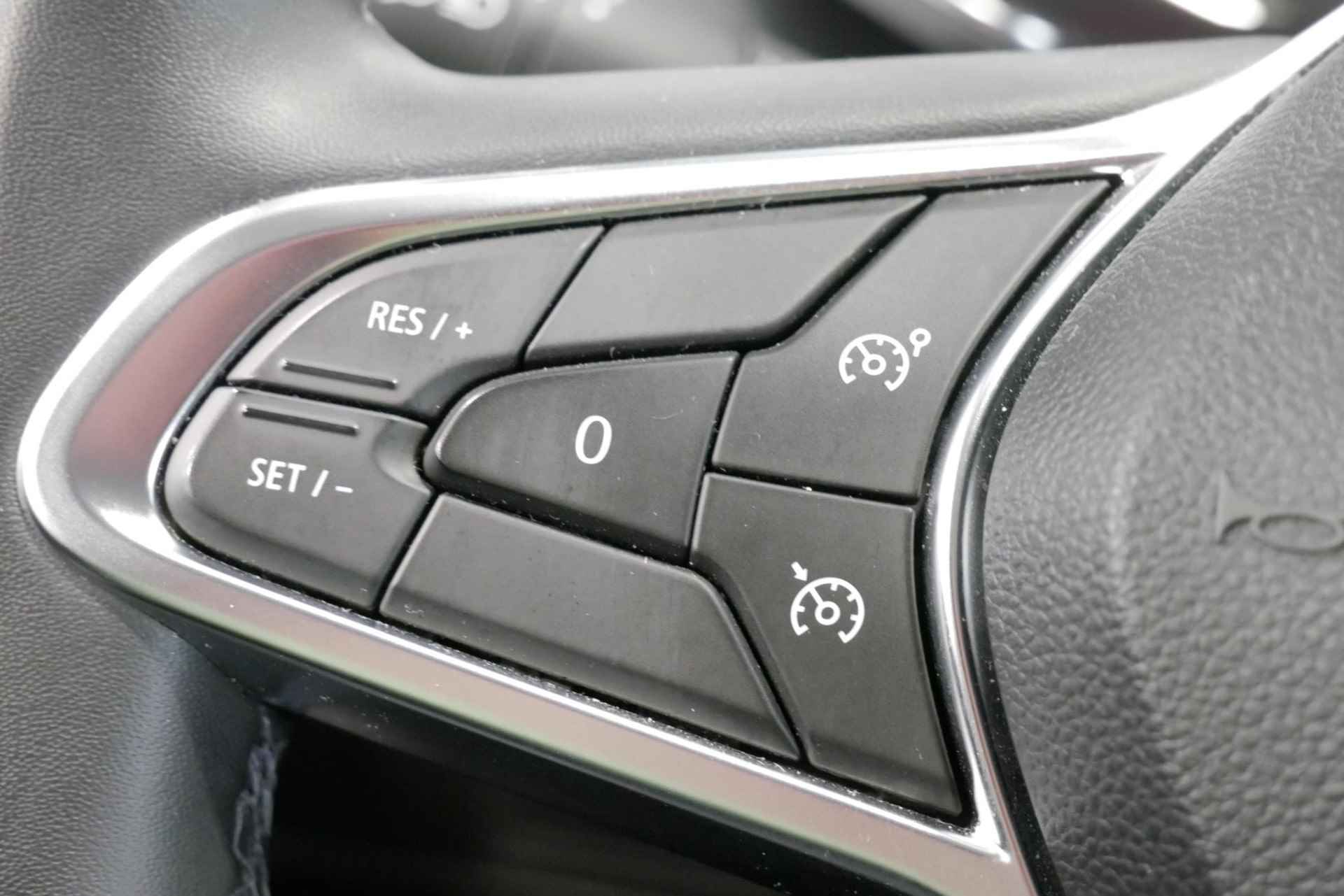 Renault Captur 1.0 TCe 90 Intens *Navi+Camera*Climate*Parkeersensoren*LM.Velgen*Trekhaak - 33/36