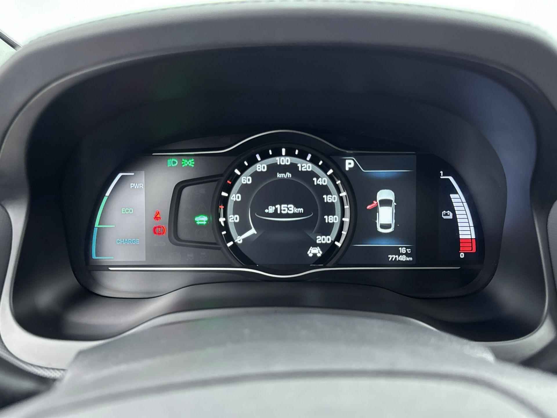 Hyundai IONIQ Premium EV | Schuifdak | Leer | Memory | Stoel + stuurverwarming | Navigatie | Camera | - 13/34