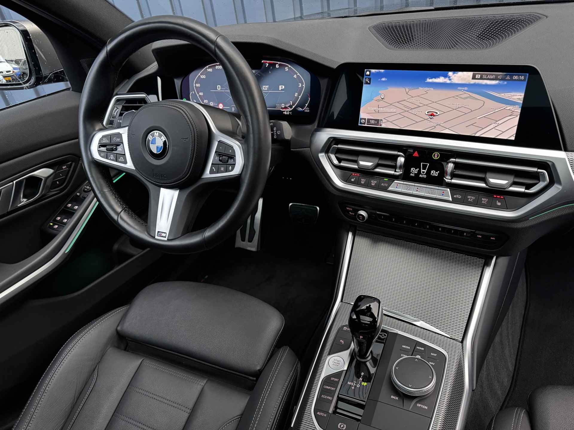 BMW 3 Serie Touring M340i xDrive | M-Sport | Panodak | Laser | Dodehoek | Prijs Rijklaar!! - 9/56