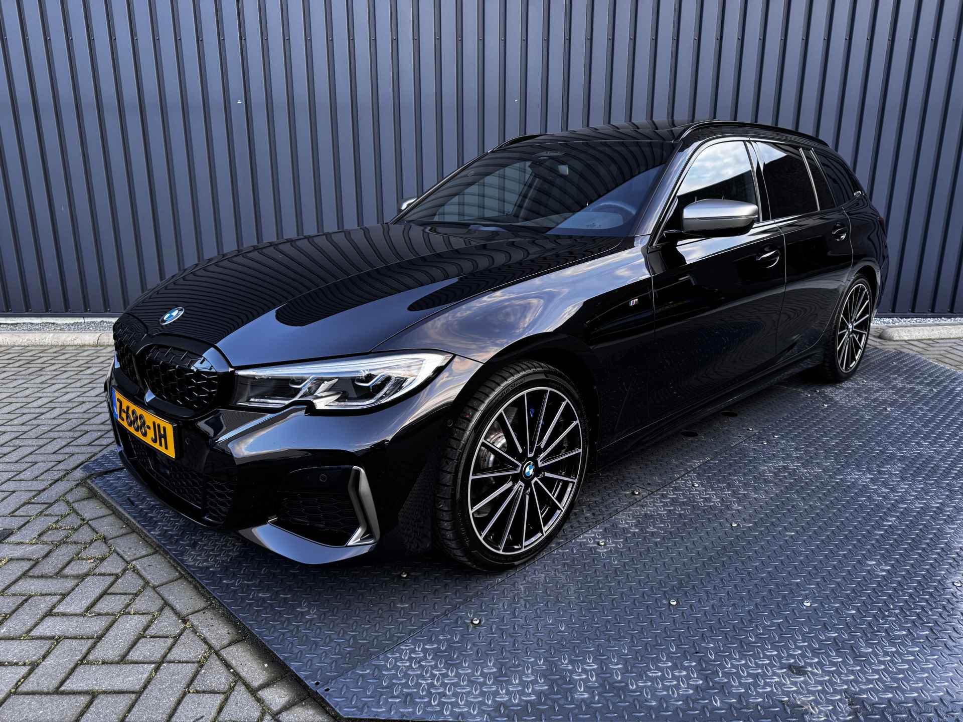 BMW 3 Serie Touring M340i xDrive | M-Sport | Panodak | Laser | Dodehoek | Prijs Rijklaar!! - 50/56