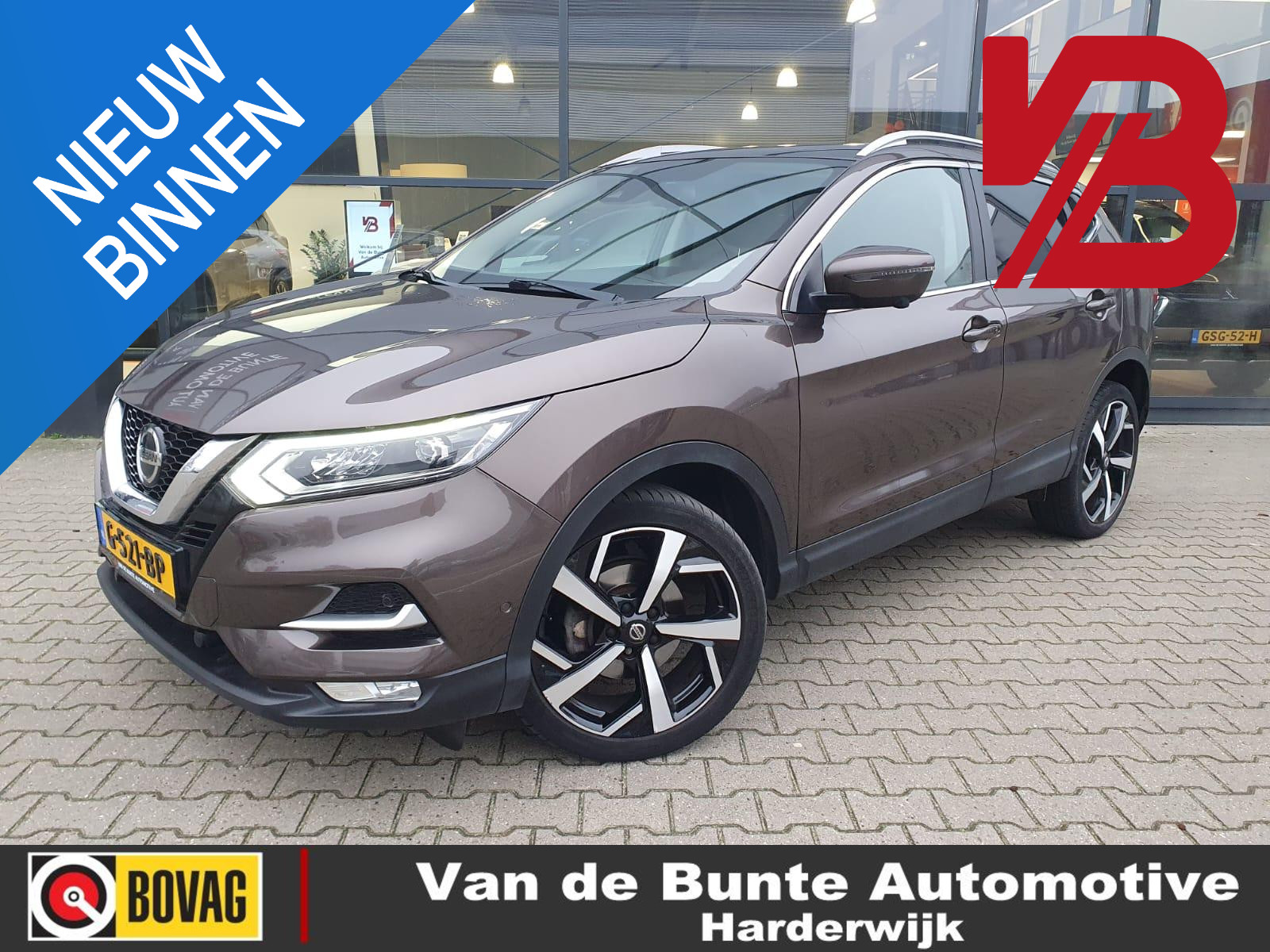 Nissan Qashqai 1.3 DIG-T Tekna *Pano en Trekhaak* Nissan Qashqai 1.3 DIG-T Tekna