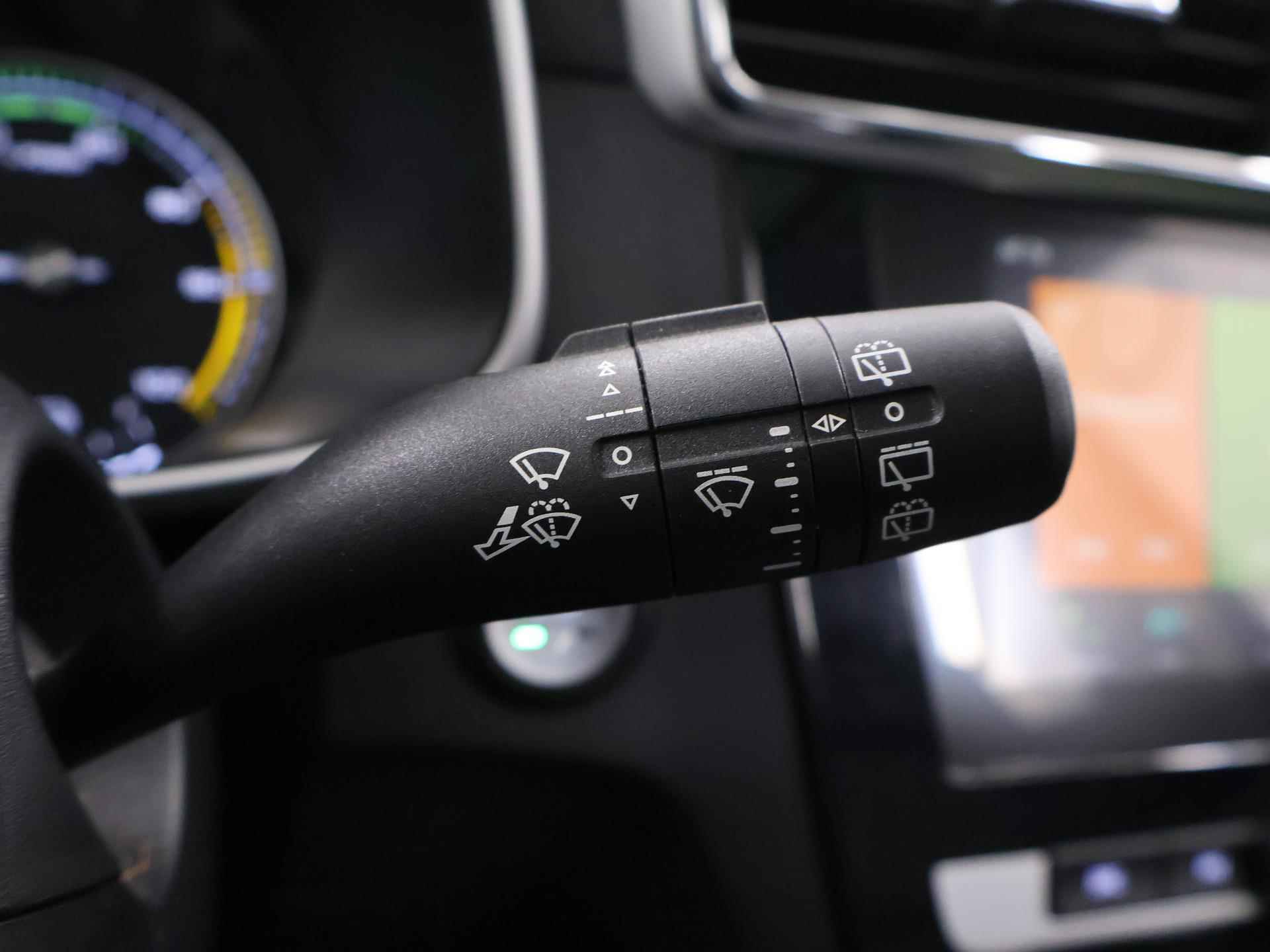 MG ZS EV Luxury 45 kWh | Panoramadak | Navigatie | Climate Control | Cruise Control | Bluetooth | - 30/41